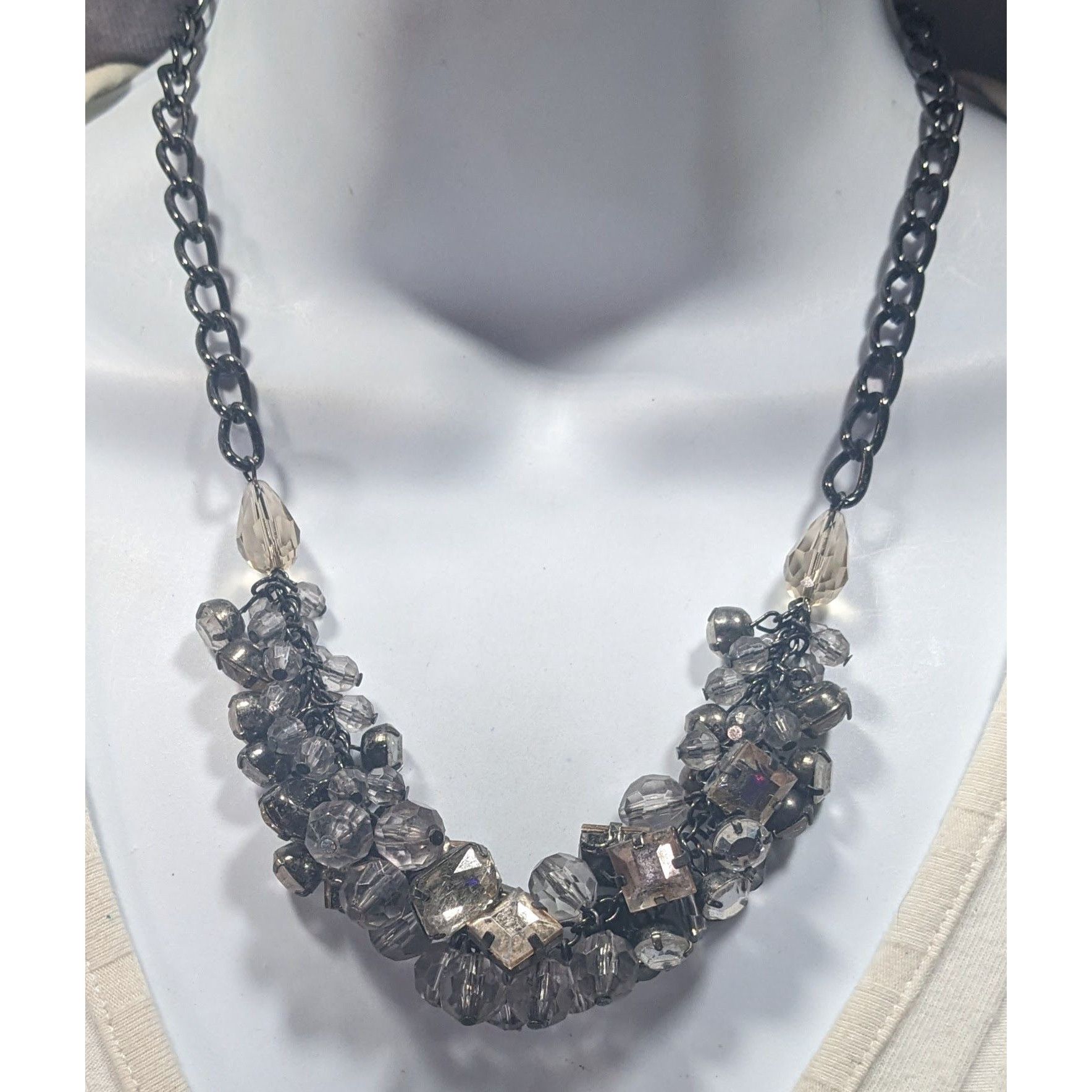 Loft Ann Taylor Loft Grey And Silver Tone Cluster Gem Necklace Size ONE SIZE - 2 Thumbnail