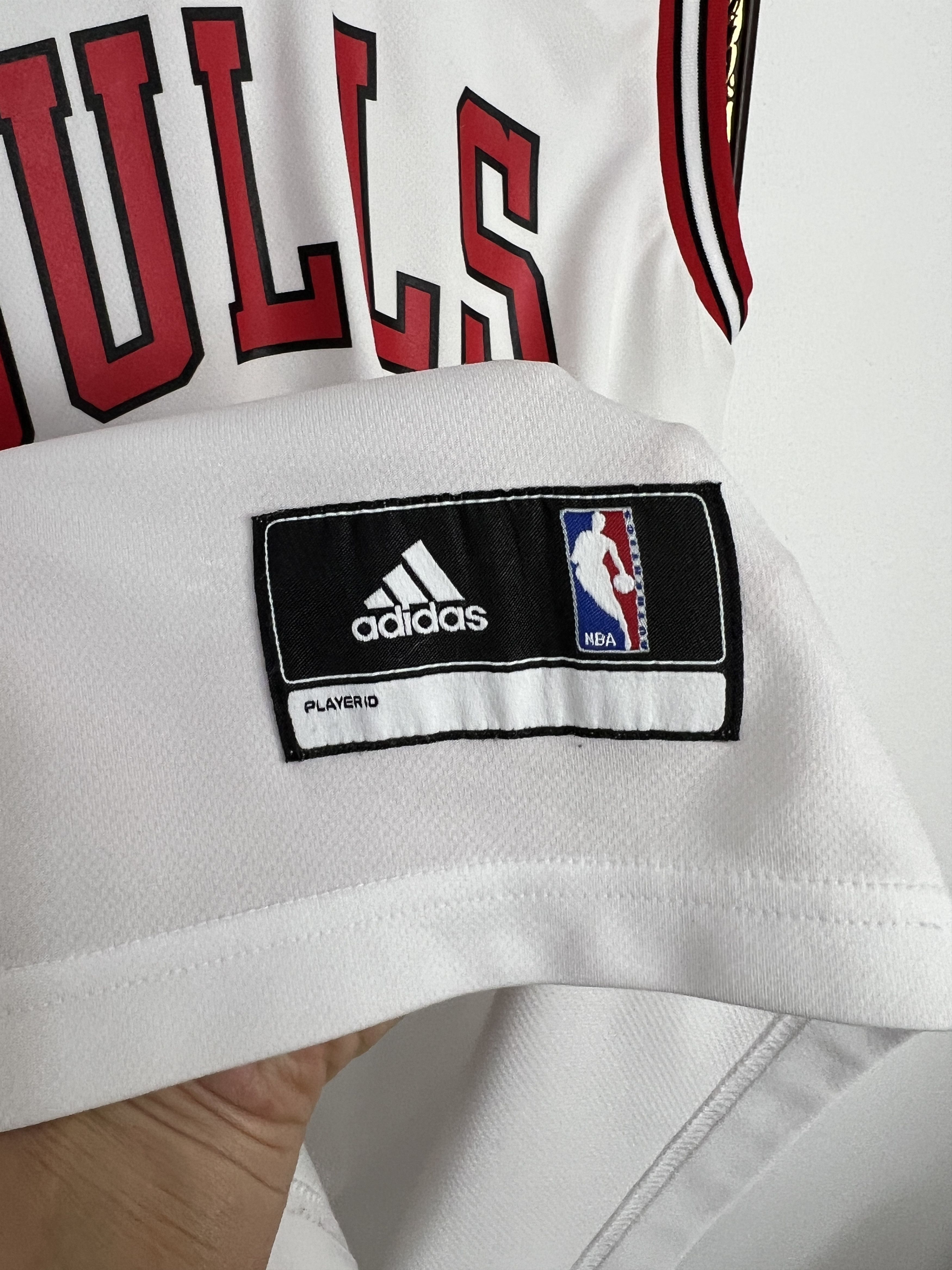 Adidas Vintage Adidas Chicago Bulls NBA #1 Rose White Jersey Mens Size US S / EU 44-46 / 1 - 5 Thumbnail