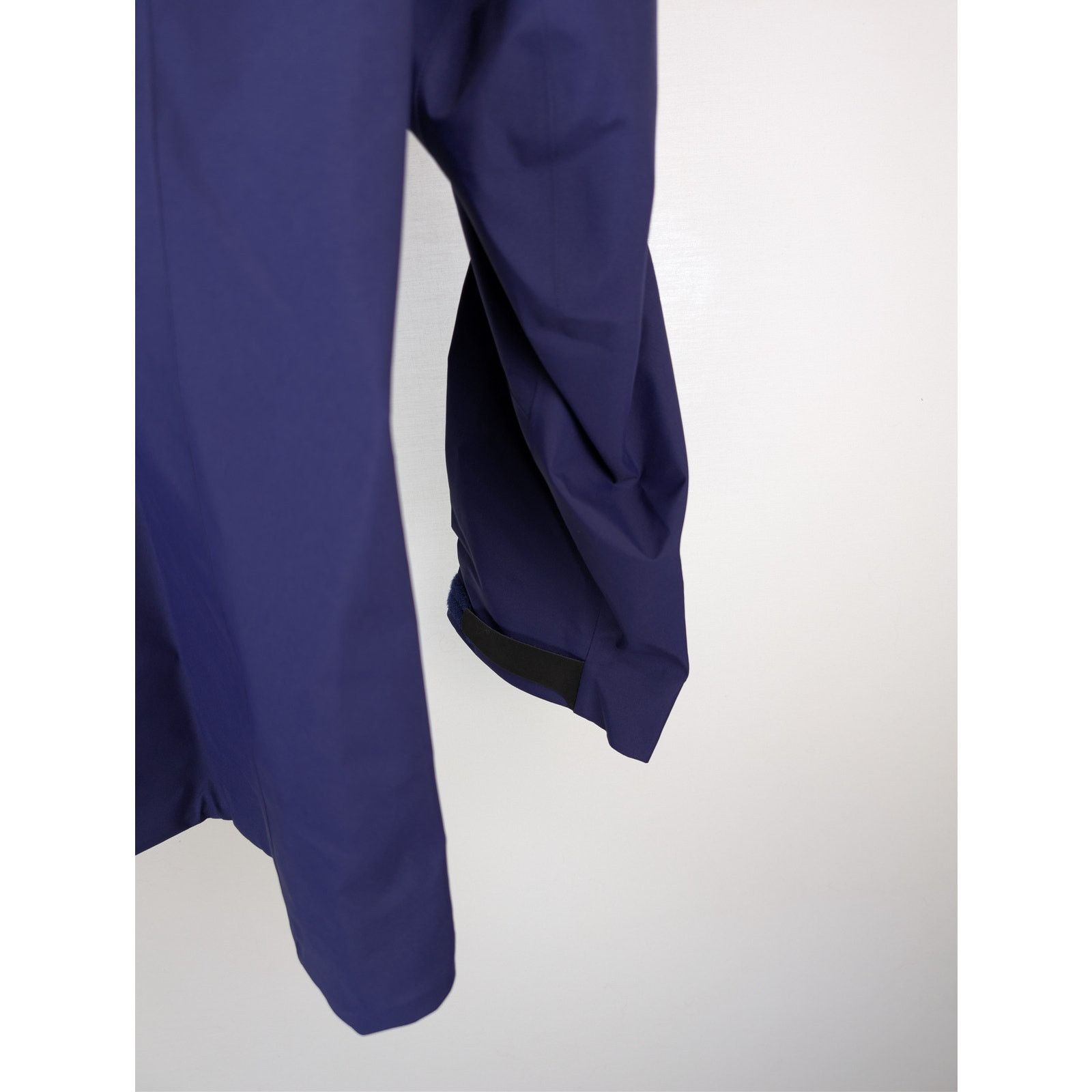 Arc'teryx o1rshd1 Alpha SV Jacket in Soulsonic / Black Size US XL / EU 56 / 4 - 15 Thumbnail