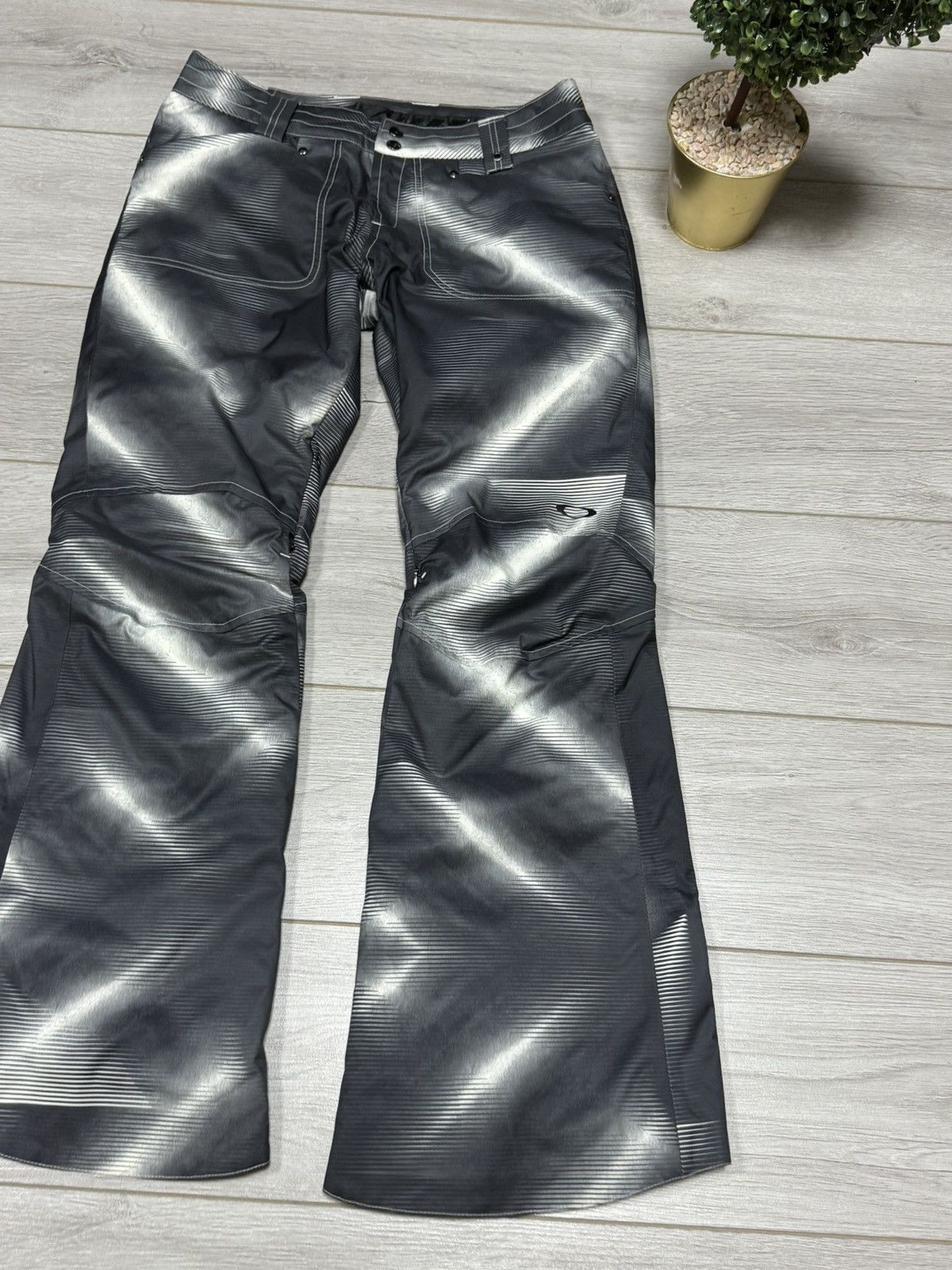 Vintage Oakley vintage ski flared snow pants Size US 30 / EU 46 - 2 Thumbnail