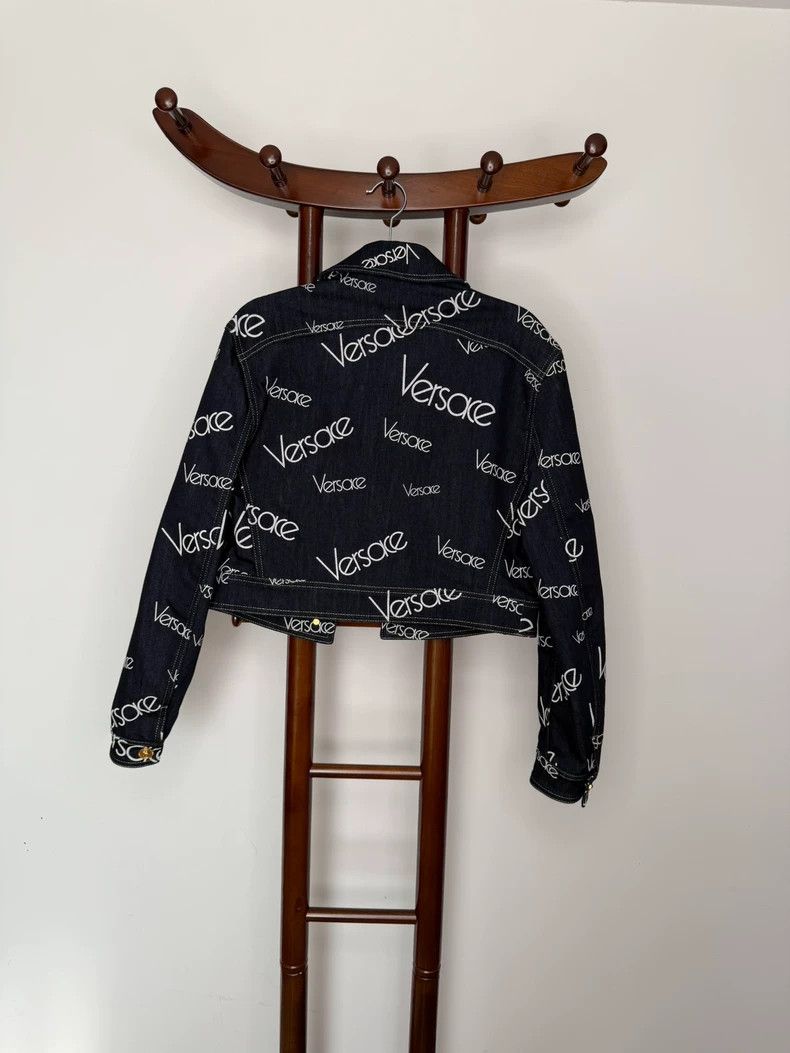 Versace Versace Loose letter logo denim series short jacket Size S / US 4 / IT 40 - 4 Thumbnail