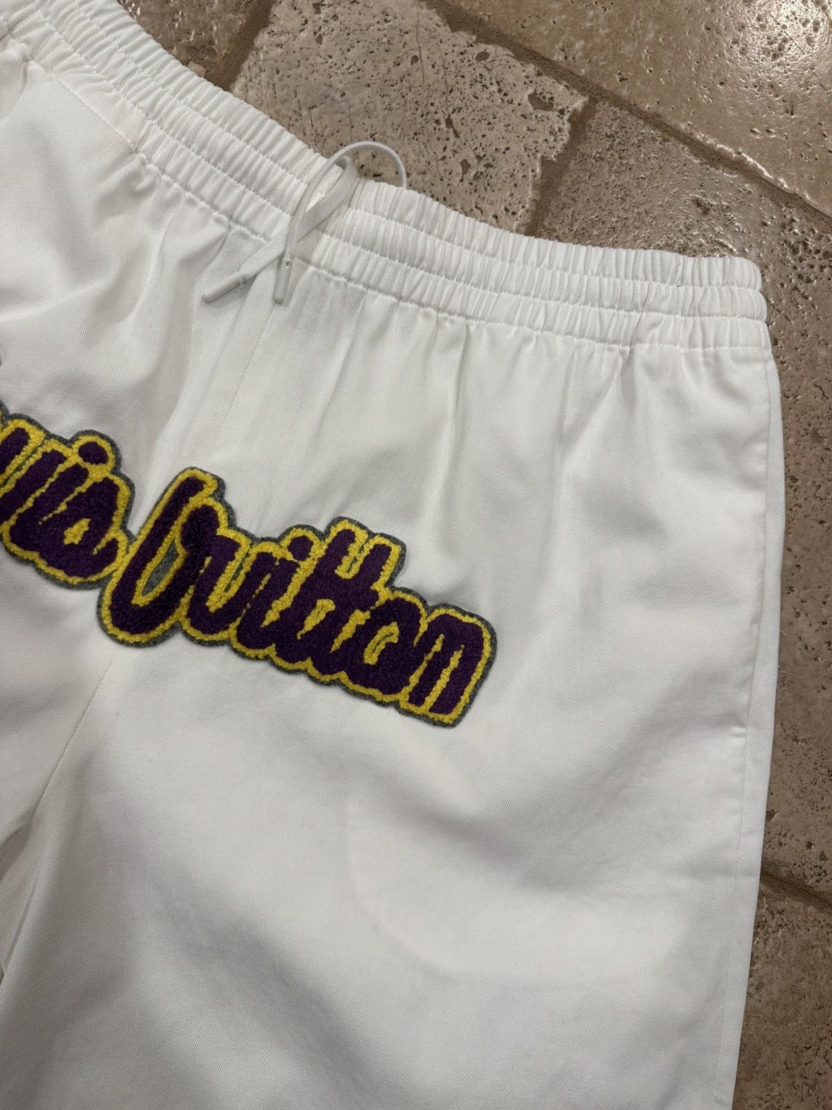 Louis Vuitton Louis Vuitton x NBA x Virgil Embroidered White Shorts Size US 36 / EU 52 - 3 Thumbnail