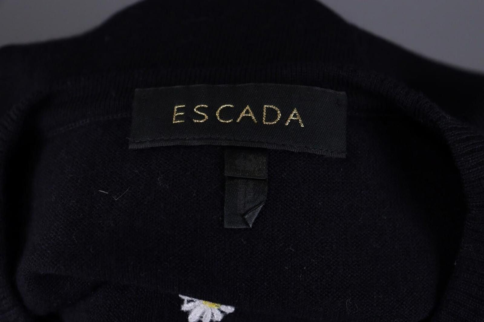 Escada Vintage Escada Black Floral Wool Knit Vest Sweater Size 40 Size M / US 6-8 / IT 42-44 - 12 Thumbnail