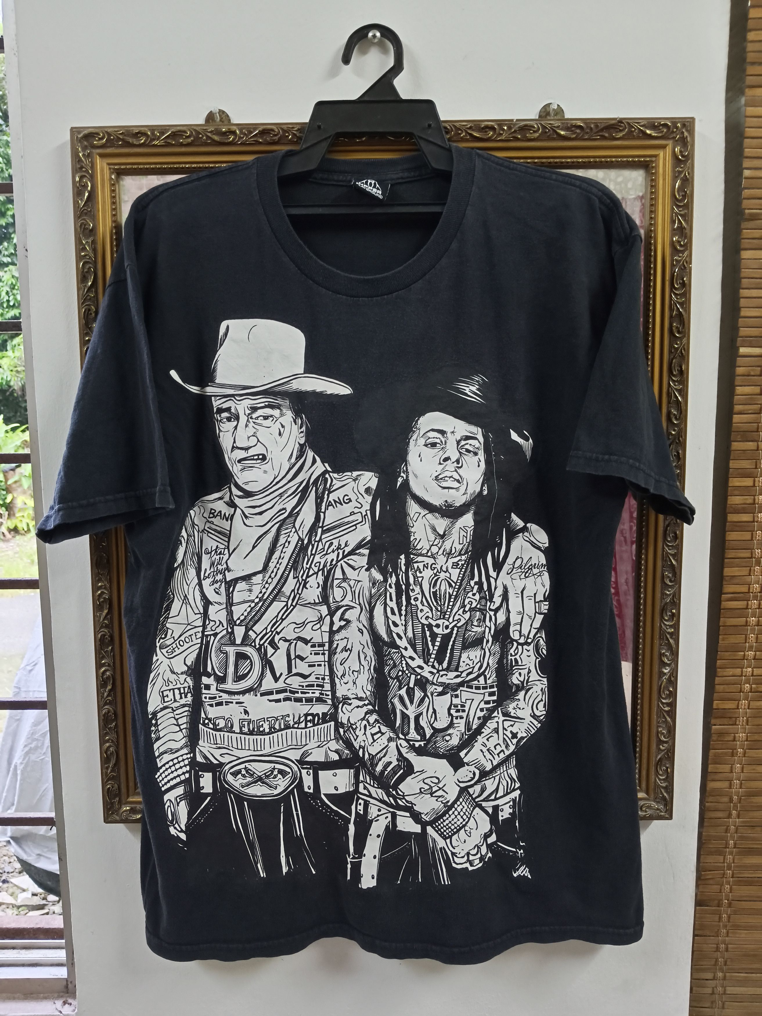 Rap Tees LiL WAYNE JOHN WAYNE RAP CARICATURE T SHIRT Size US L / EU 52-54 / 3 - 1 Thumbnail