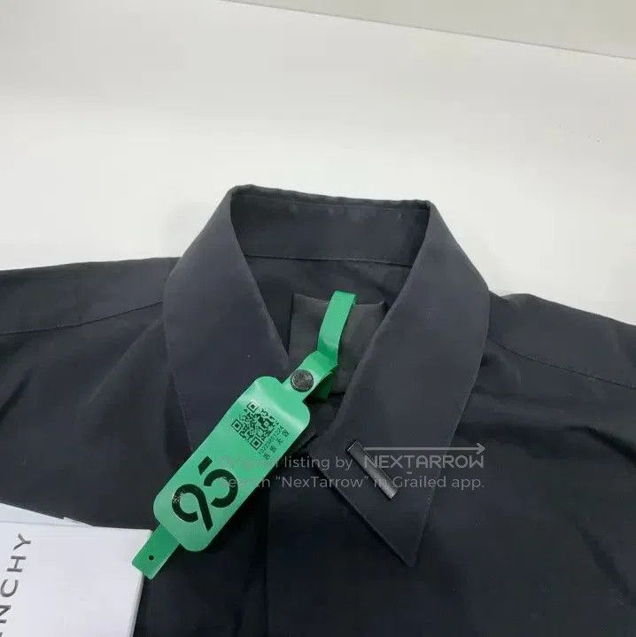 Givenchy Givenchy Logo Badge Men's Long. Size US XXS / EU 40 - 1 Thumbnail