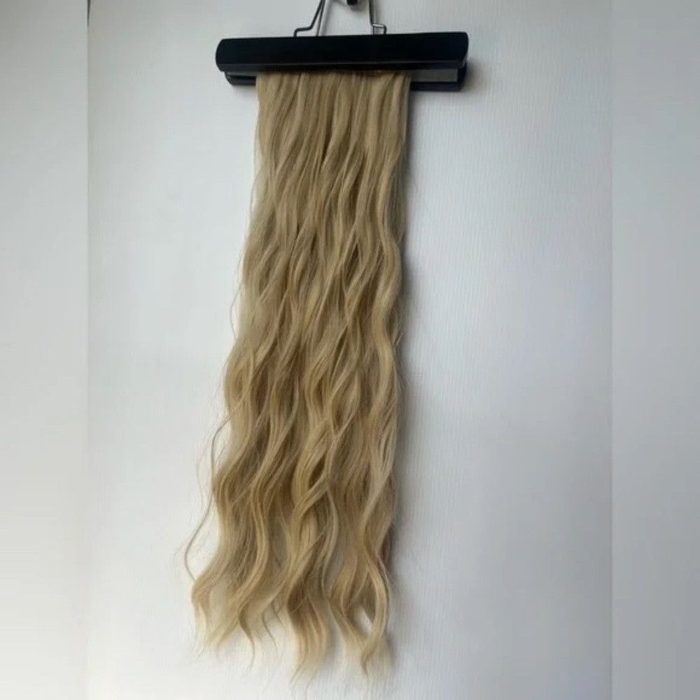 Other 24 In Clip in light Ash Blonde Wavy Hair Extensions Size ONE SIZE - 6 Thumbnail