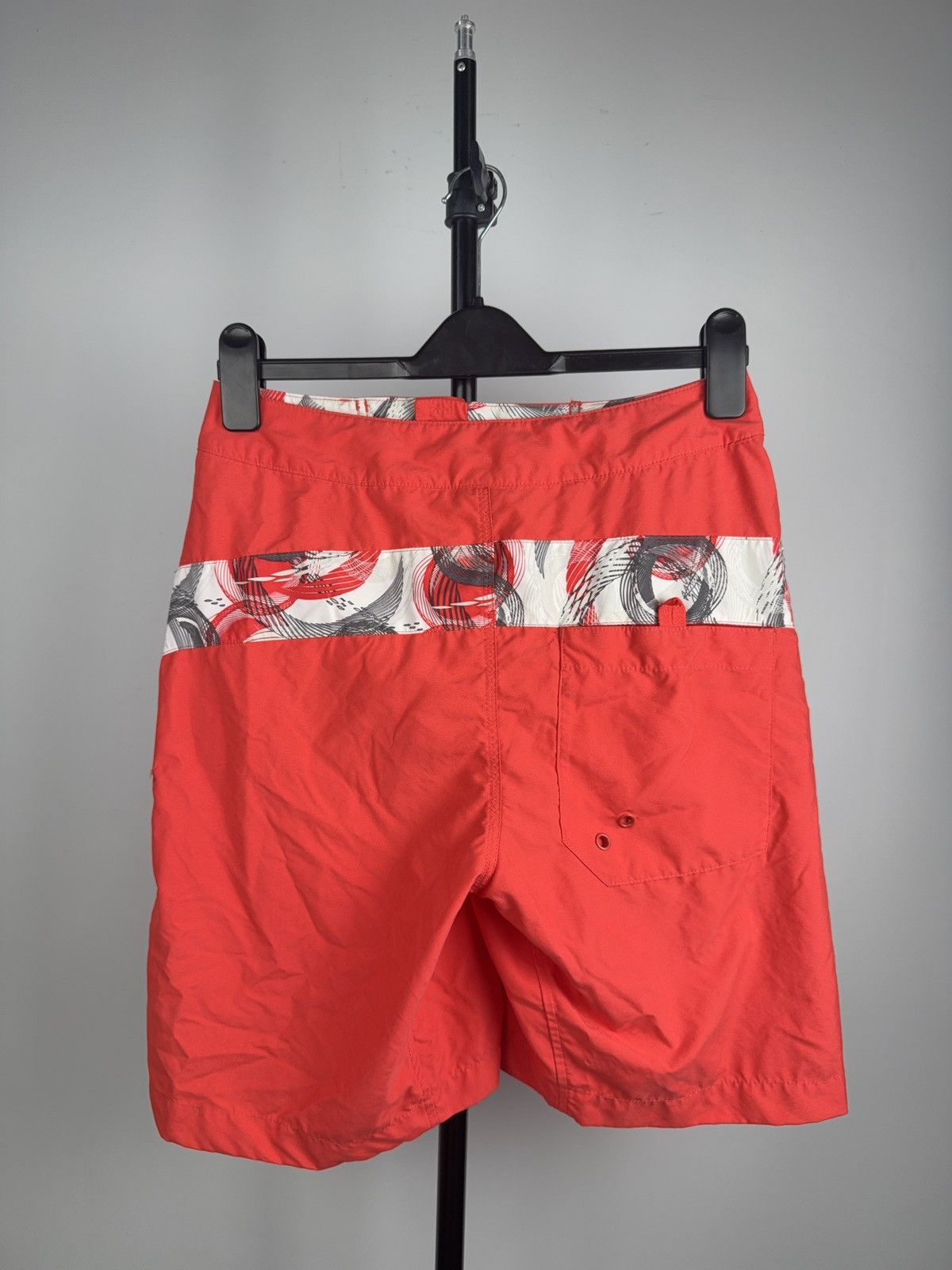 Nike 00s Vintage Nike Board Shorts Red Cargo Surf Y2K Size 30 Size US 30 / EU 46 - 7 Thumbnail