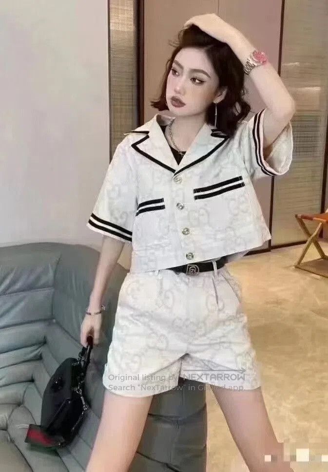 Gucci Gucci Logo Short Sleeve Jacket Outfit. Size XS / US 0-2 / IT 36-38 - 6 Thumbnail