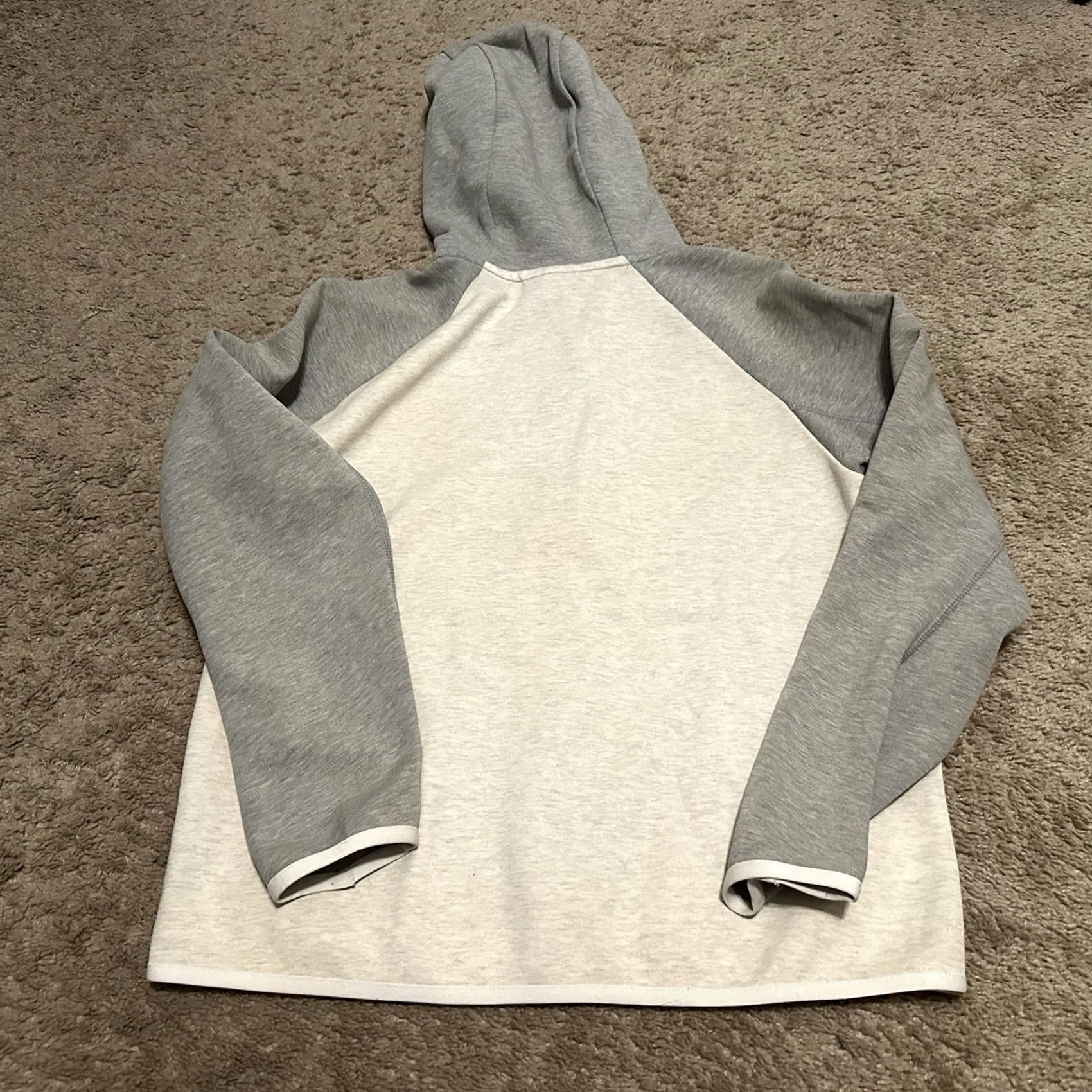 Nike Nike Tech Fleece Hoodie Mens M Full Zip Gray Sportswear Pockets Logo Capable all-season Athletic Fashion Shirt/Outerwear Size US M / EU 48-50 / 2 - 3 Thumbnail