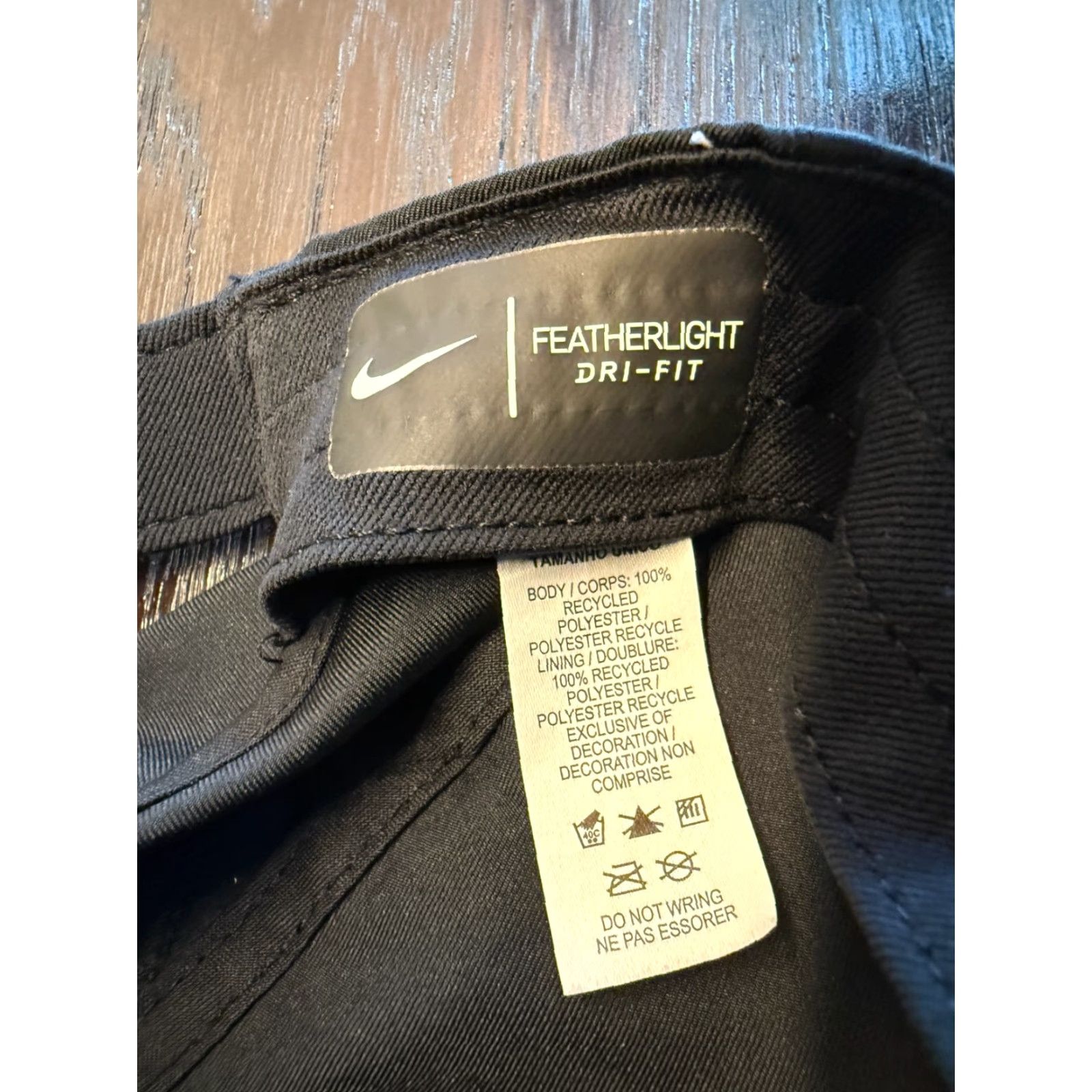 Nike Nike Hat Women One Size Black Dri-Fit Featherlight Strapback Run Tennis Size ONE SIZE - 7 Thumbnail