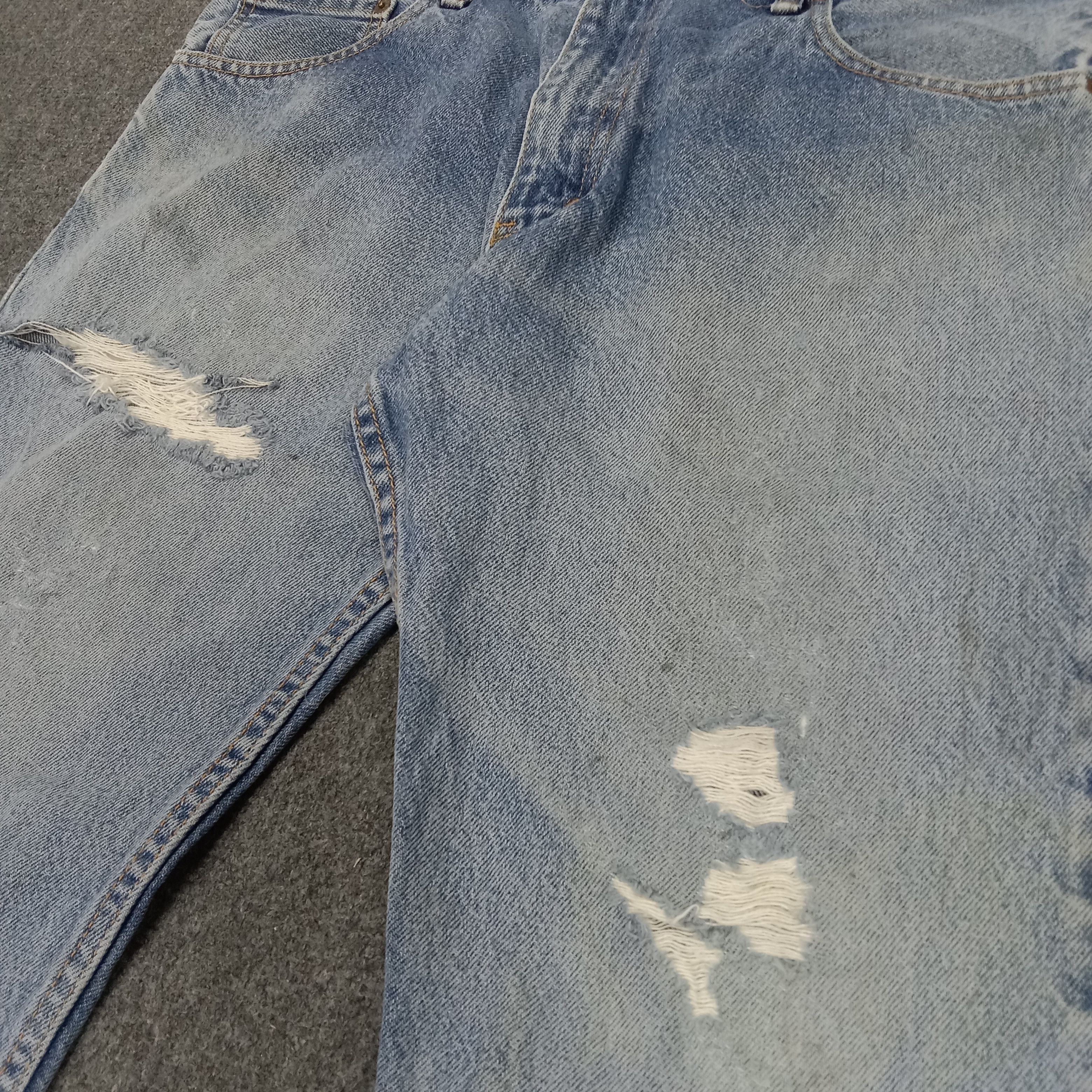 Levi's Levi's 517 American Distressed Style Denim Jeans Size US 33 - 2 Thumbnail