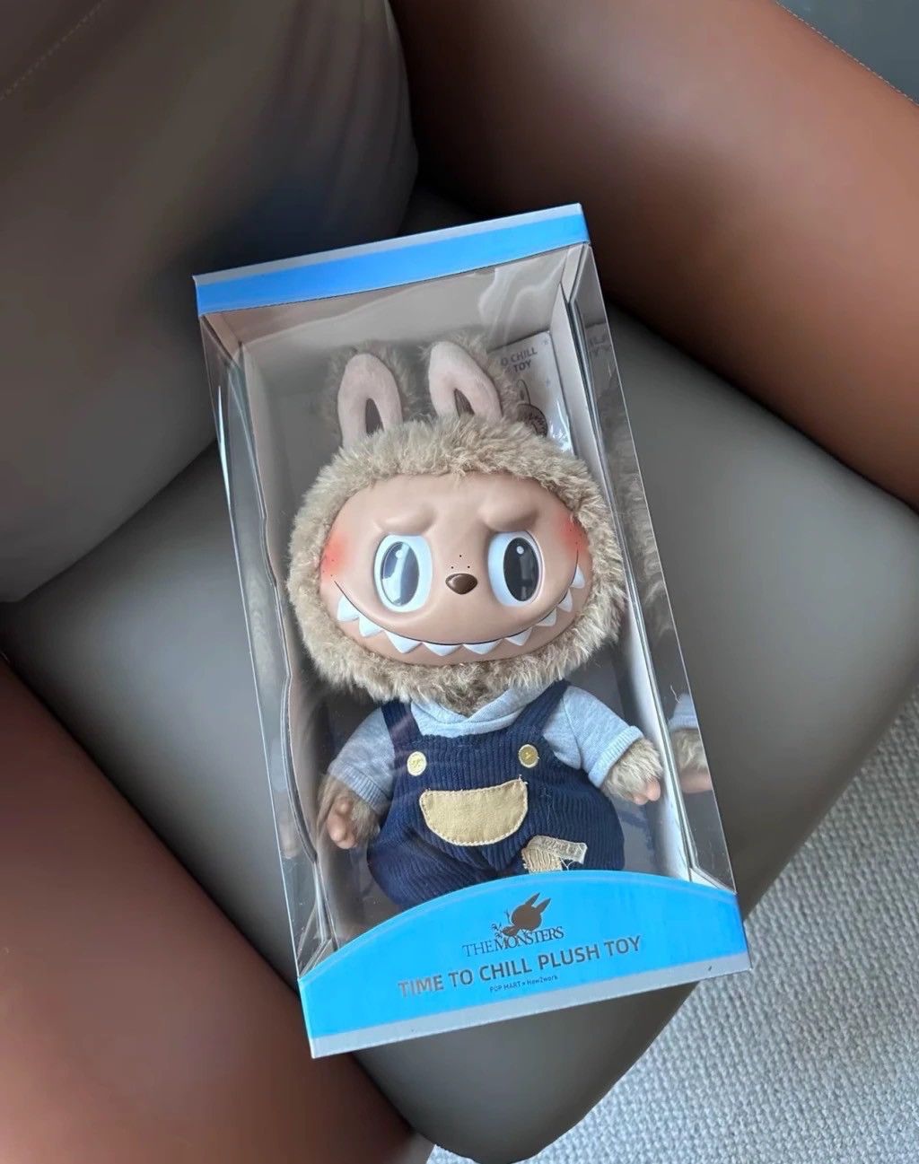 POP MART Labubu Time to Chill Size ONE SIZE - 1 Thumbnail