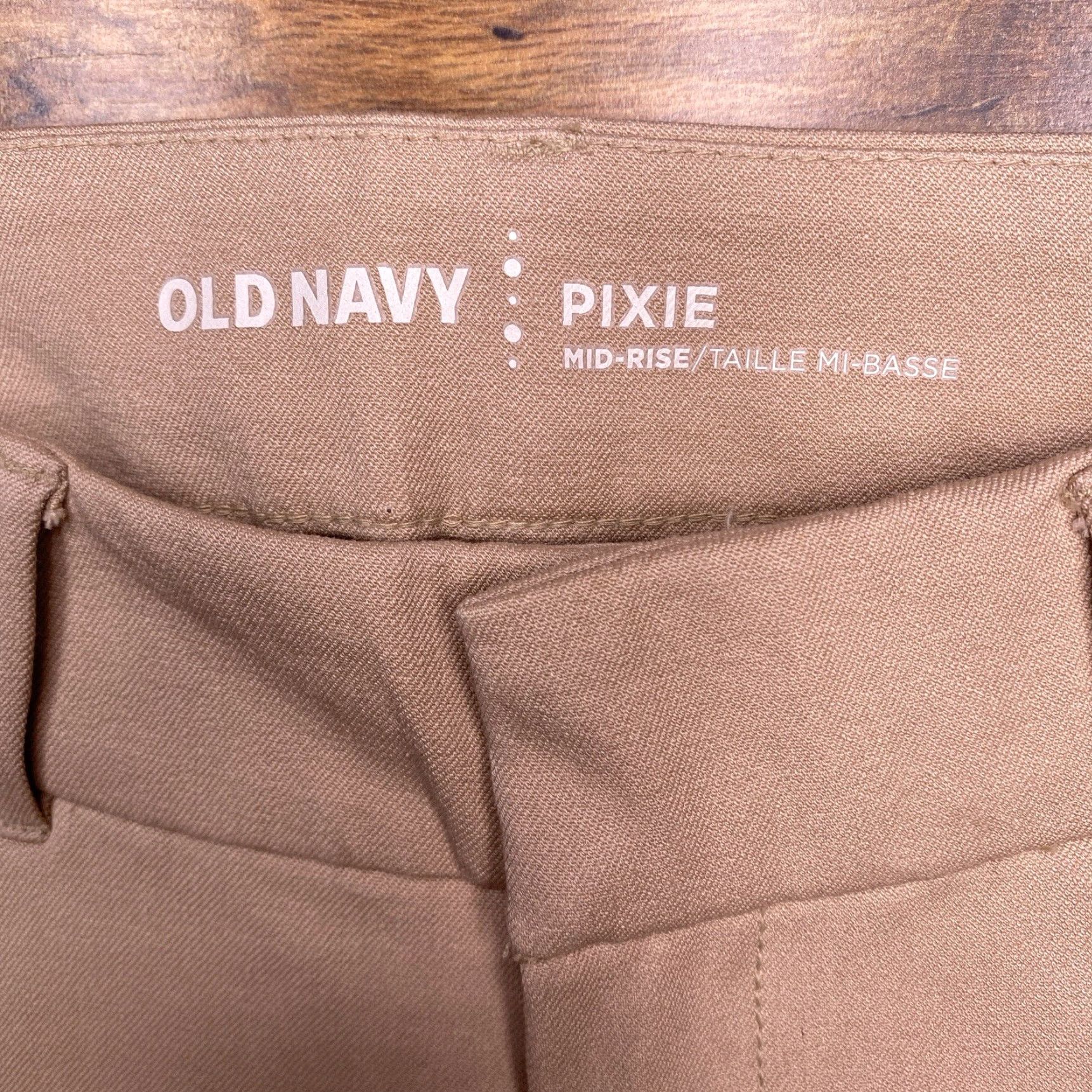 Old Navy Old Navy Pixie Pants 0 Khaki Brown Mid Rise Pull On Stretch New Size 25" / US 0 / IT 36 - 4 Thumbnail