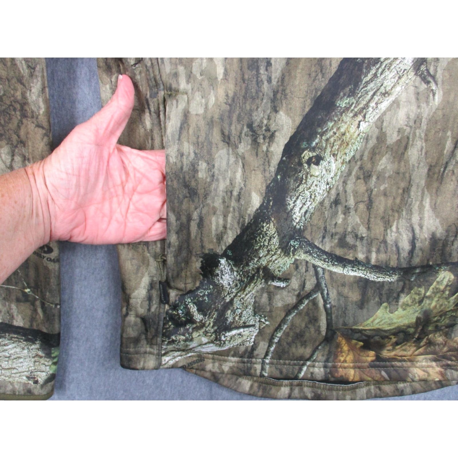 Vintage Mossy Oak Pullover Hoodie Mens Small Camo Country Roots Hooded Hunting Outdoors Size US S / EU 44-46 / 1 - 5 Thumbnail