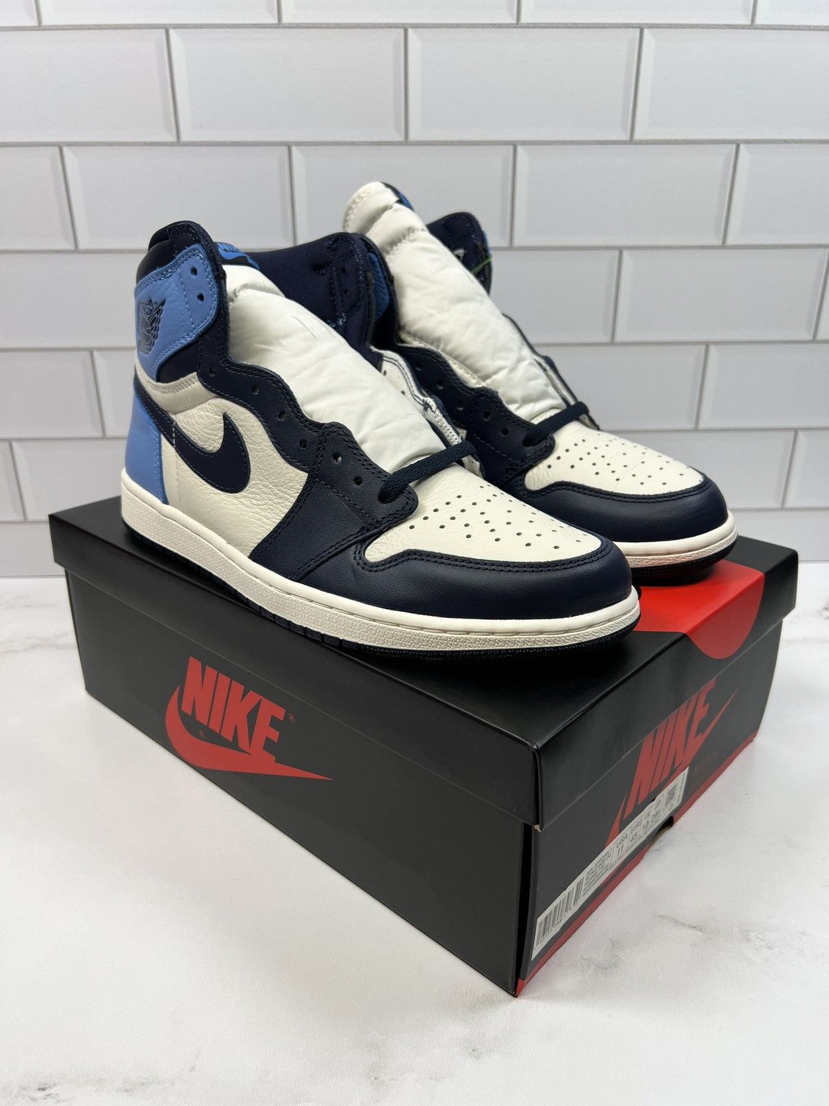 Jordan Brand Nike Retro Air Jordan Obsidian Obsidians UNC Navy Blue 1s 1 Size US 11 / EU 44 - 1 Thumbnail