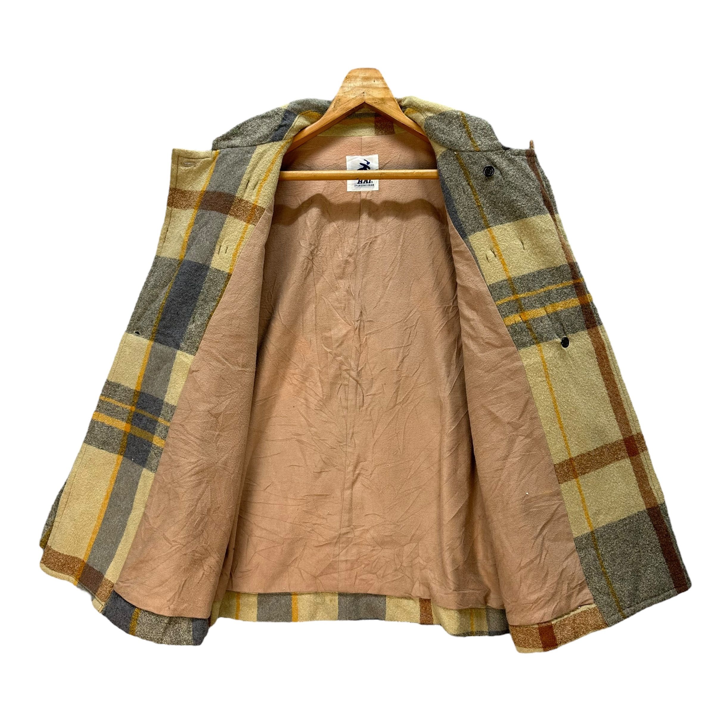 Hai Sporting Gear HAI SPORTING GEAR Checked Toggle Button Wool Coat #A36-0836 Size US M / EU 48-50 / 2 - 6 Thumbnail