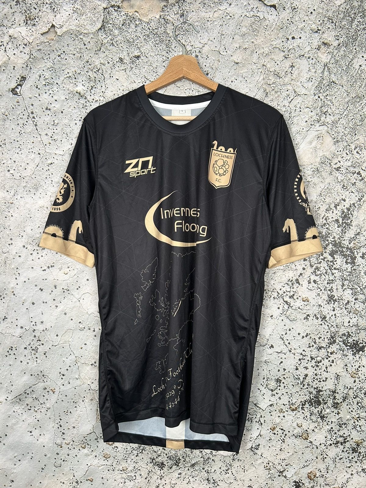 Vintage Lochness Vintage Soccer Jersey Football Retro Sport Size US L / EU 52-54 / 3 - 1 Thumbnail