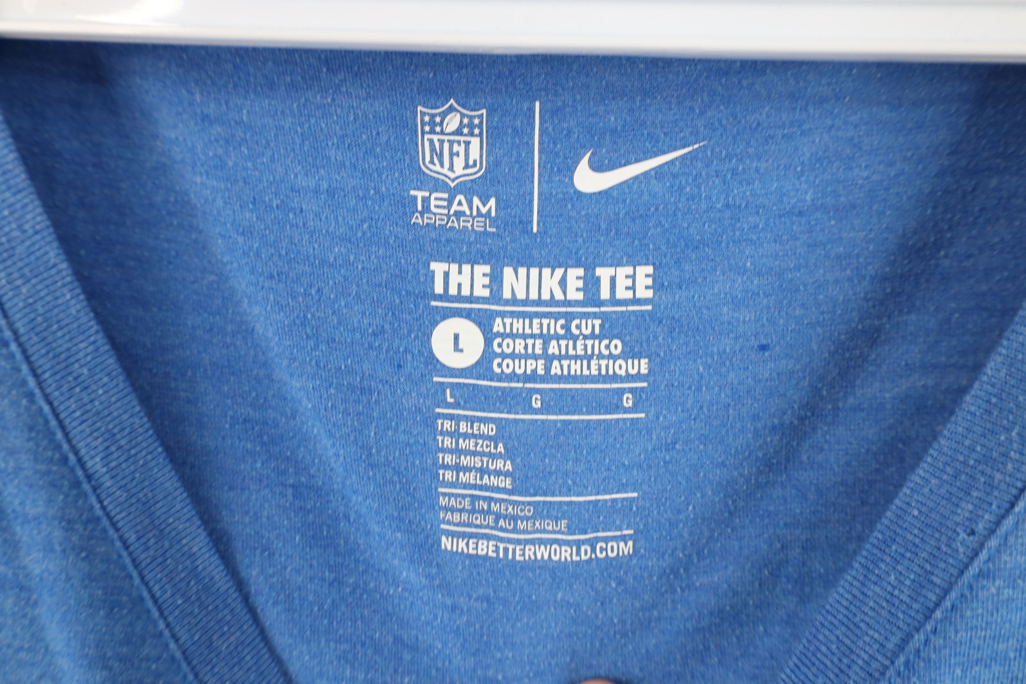 Nike Nike Athletic Cut Detroit Lions Football V-Neck T-Shirt Blue Size L / US 10 / IT 46 - 9 Thumbnail
