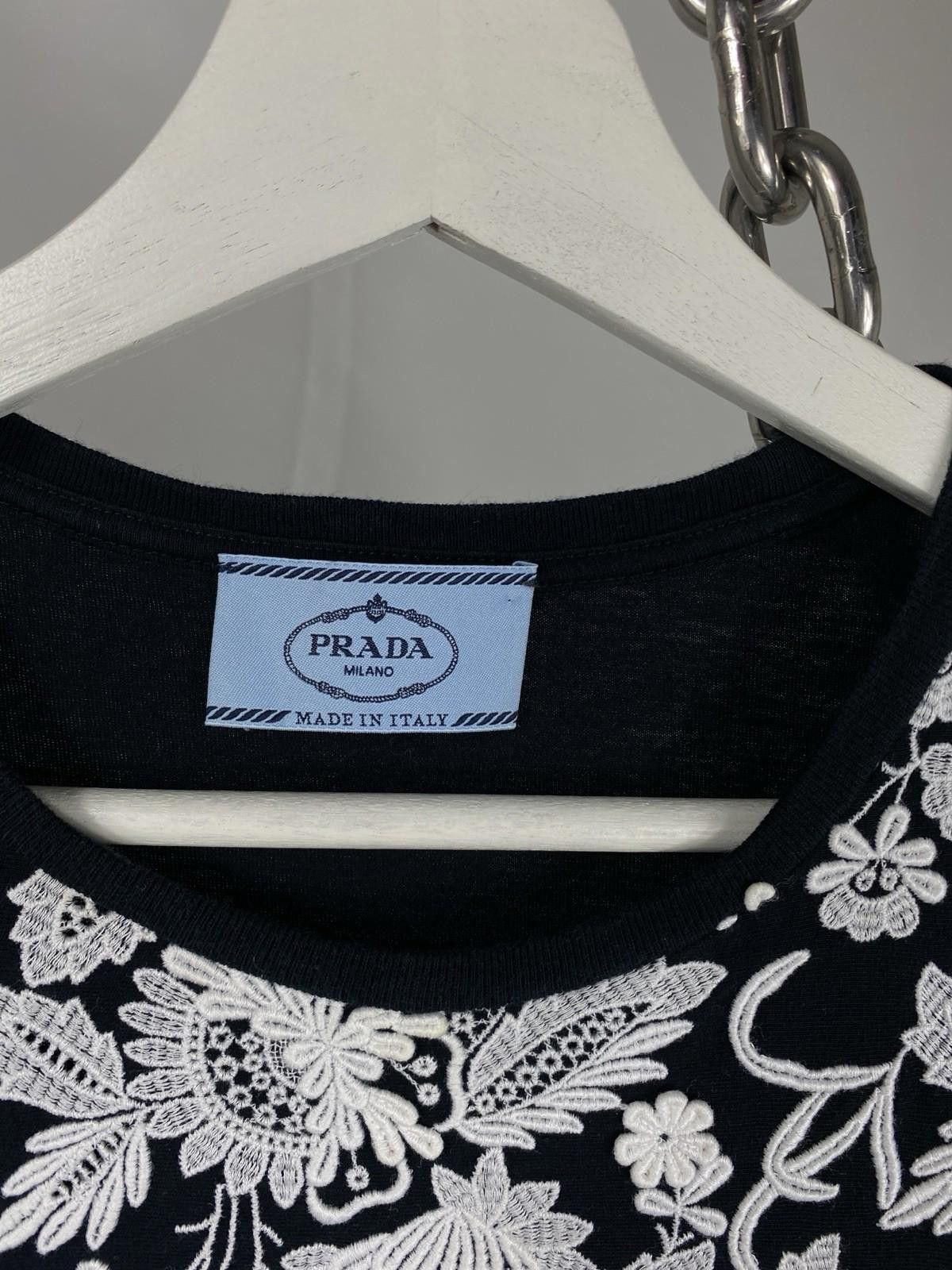 Prada Prada Floral Print Embroidered T - Shirt Size L / US 10 / IT 46 - 3 Thumbnail