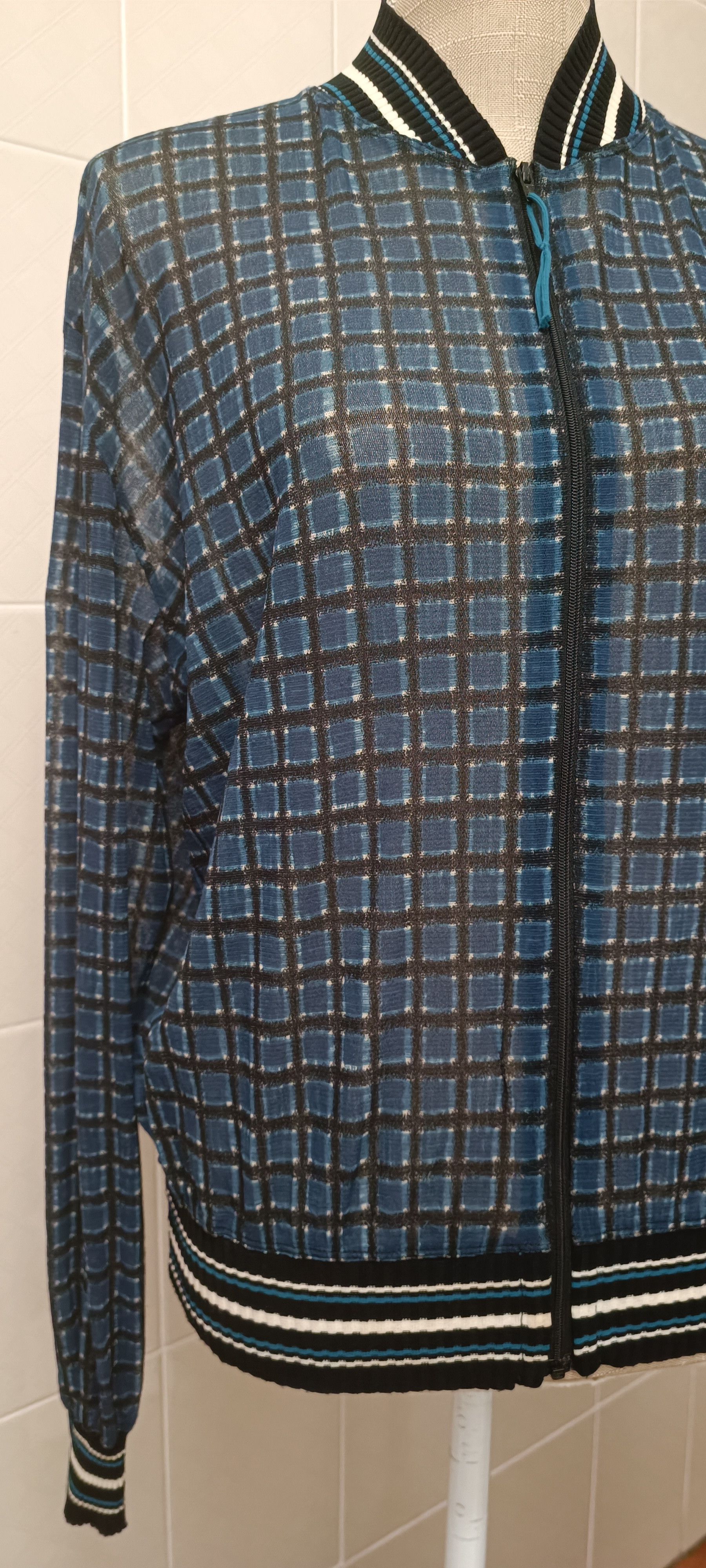 Jean Paul Gaultier SS1999 - Light jacket in nylon mesh with a checkered print Size US S / EU 44-46 / 1 - 2 Thumbnail