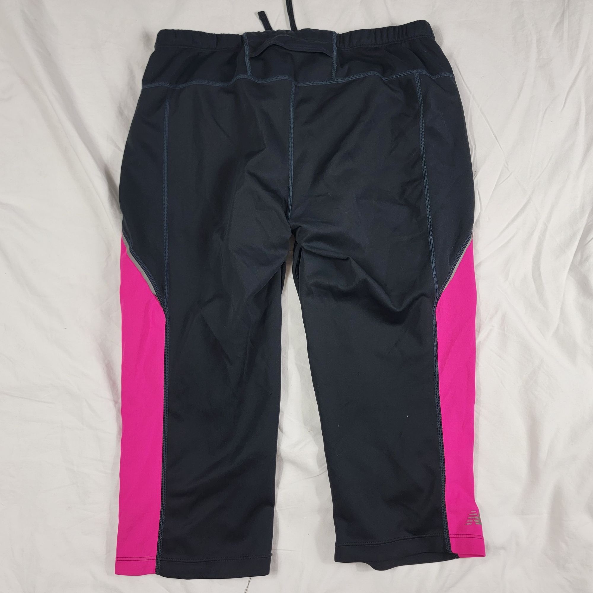 New Balance New Balance Womens XL Black Pink Capri Pants Breast Cancer A Size 40" / US 18 - 2 Thumbnail