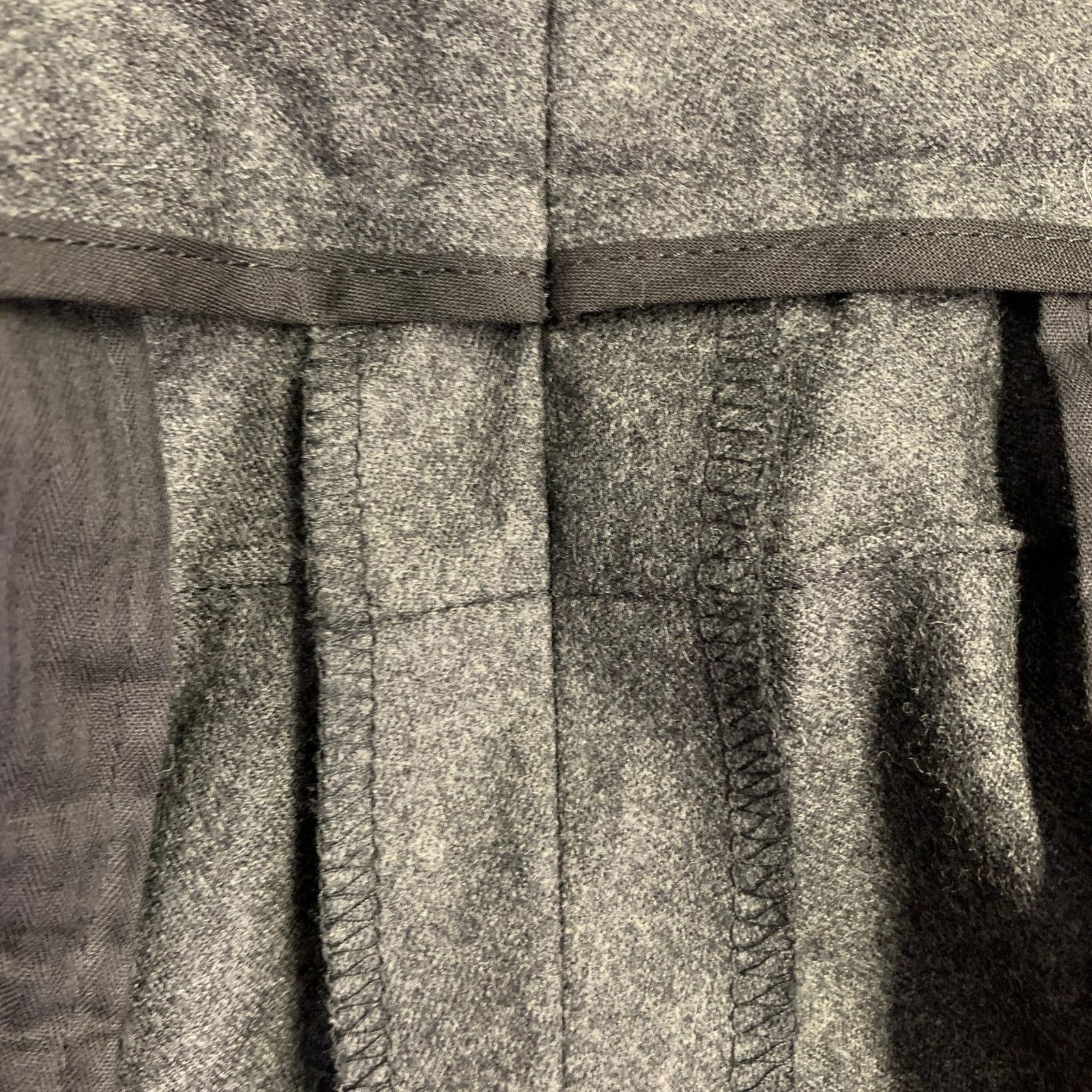 Givenchy GIVENCHY Size 36 Grey Charcoal Wool Pleated Dress Pants Size US 36 / EU 52 - 5 Thumbnail