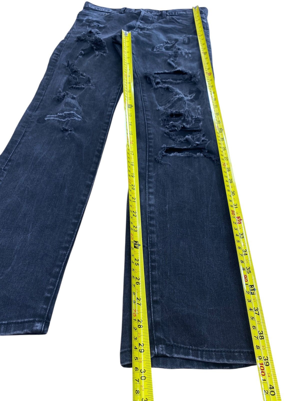H&M H&M Brand Faded Wash Distressed Style Loose Jeans Size US 30 / EU 46 - 11 Thumbnail
