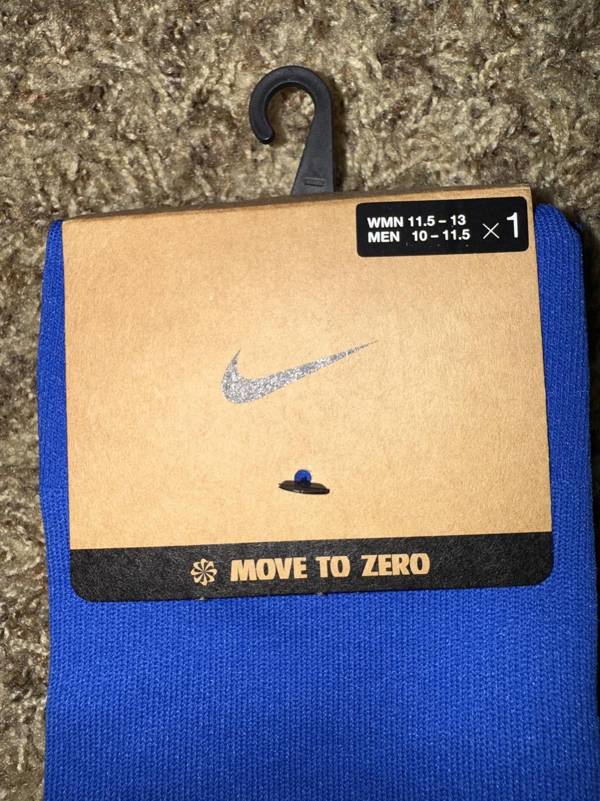Nike Nike Men’s USA 2025-26 Home Vapor Strike Knee-High Socks Sample Size ONE SIZE - 3 Thumbnail