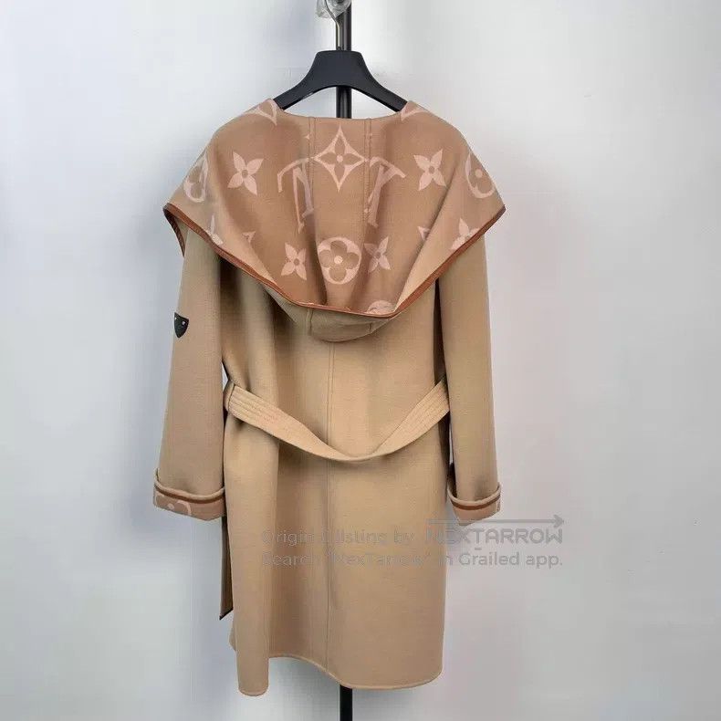 Louis Vuitton Louis Vuitton Double-faced cashmere patterned hooded coat Size M / US 6-8 / IT 42-44 - 3 Thumbnail