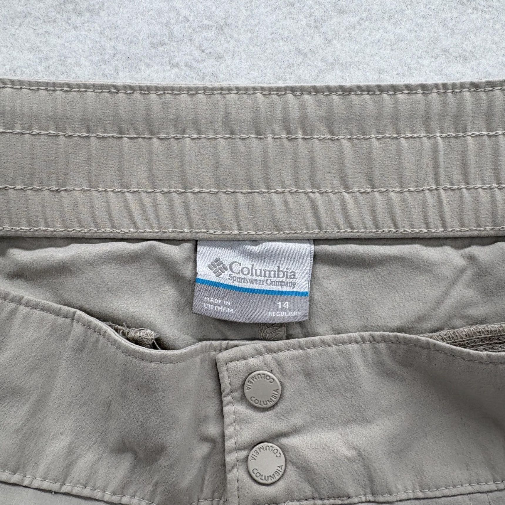 Vintage Womens Columbia Hiking Pants 14 Beige Nylon Stretch Cargo Roll Up Outdoor Travel Size 36" / US 14 / IT 50 - 4 Thumbnail