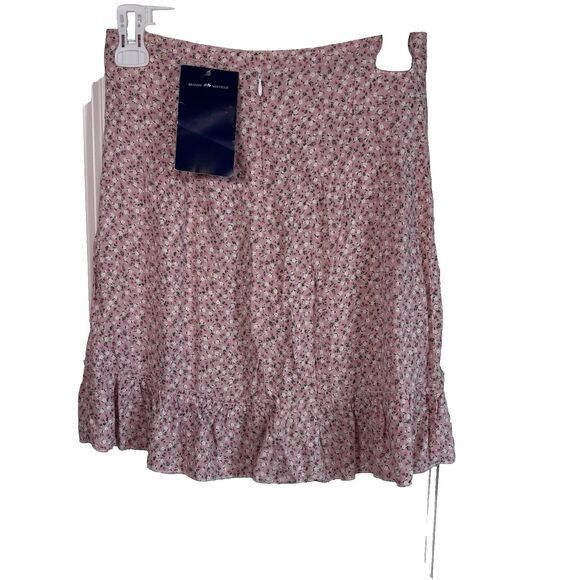 Brandy Melville Brandy Melville Pink Floral Cara Mini Skirt 3 Ruffled Mini Size 27" / US 4 / IT 40 - 3 Thumbnail
