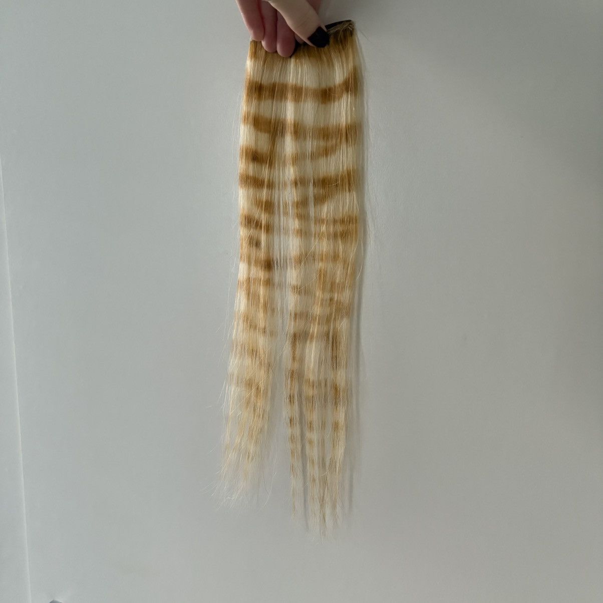 Other Tomikono Wig Extension Size ONE SIZE - 1 Thumbnail