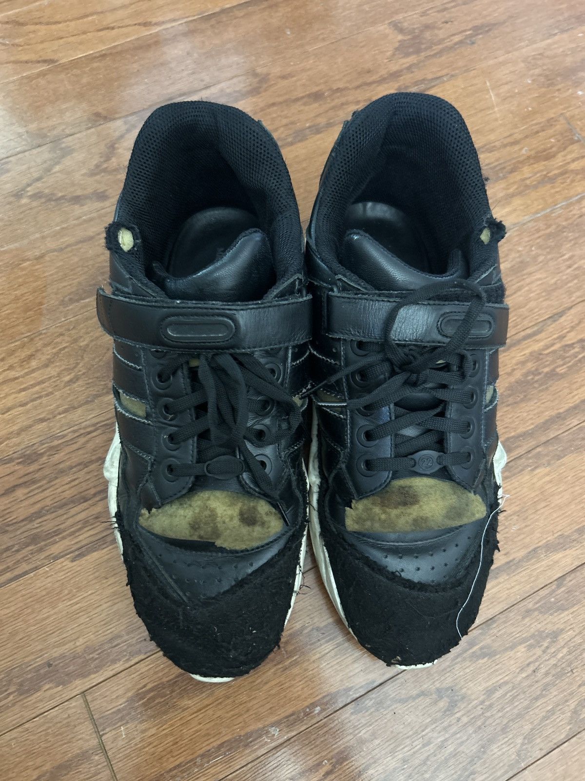 Maison Margiela Margiela sneakers size 44 Size US 11 / EU 44 - 2 Thumbnail