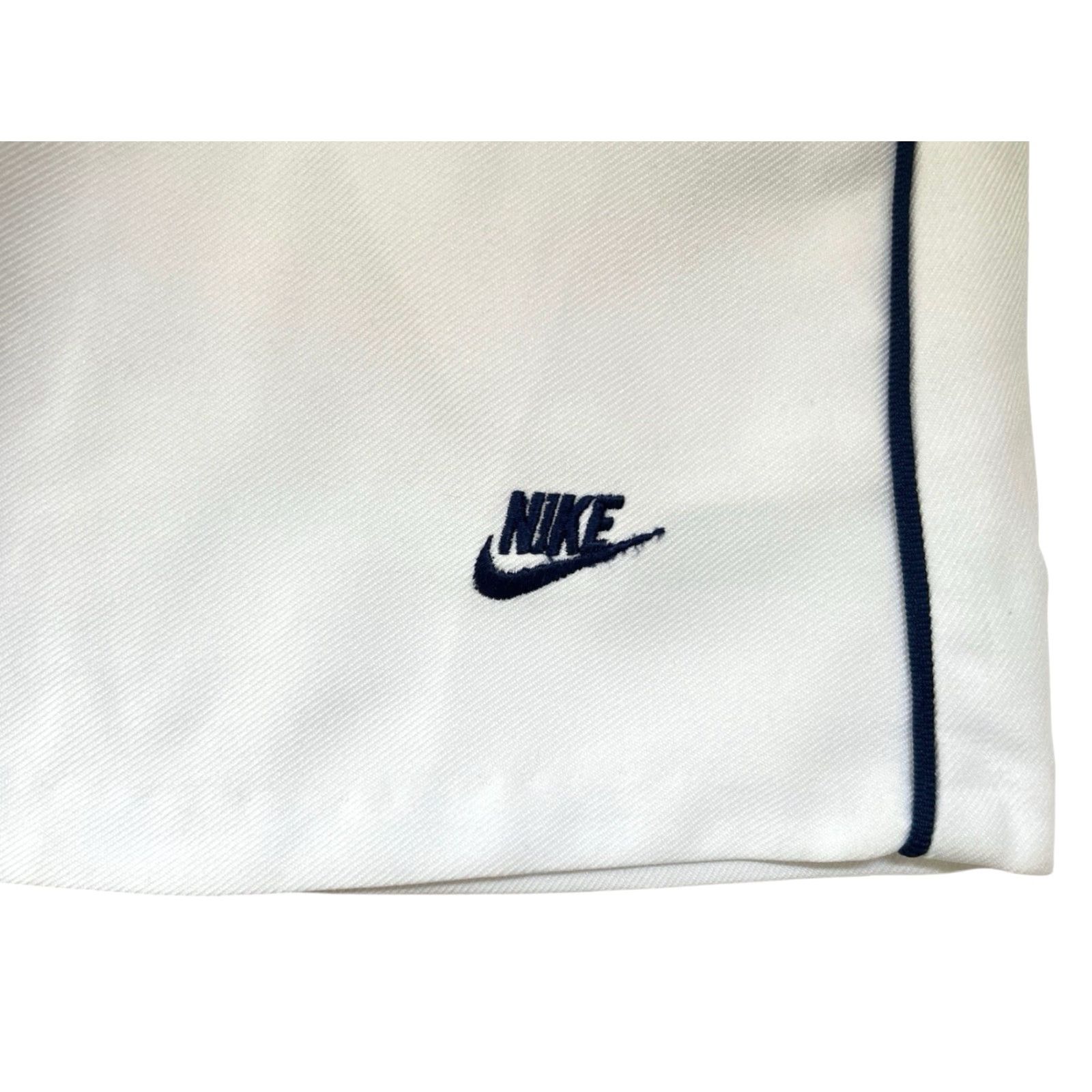 VINTAGE Nike Skirt Womens S 80s Tennis White 12 Waist 14.5 Length Deadstock NWT Front Pockets Back Closure Embroidered Swoosh Caroli...