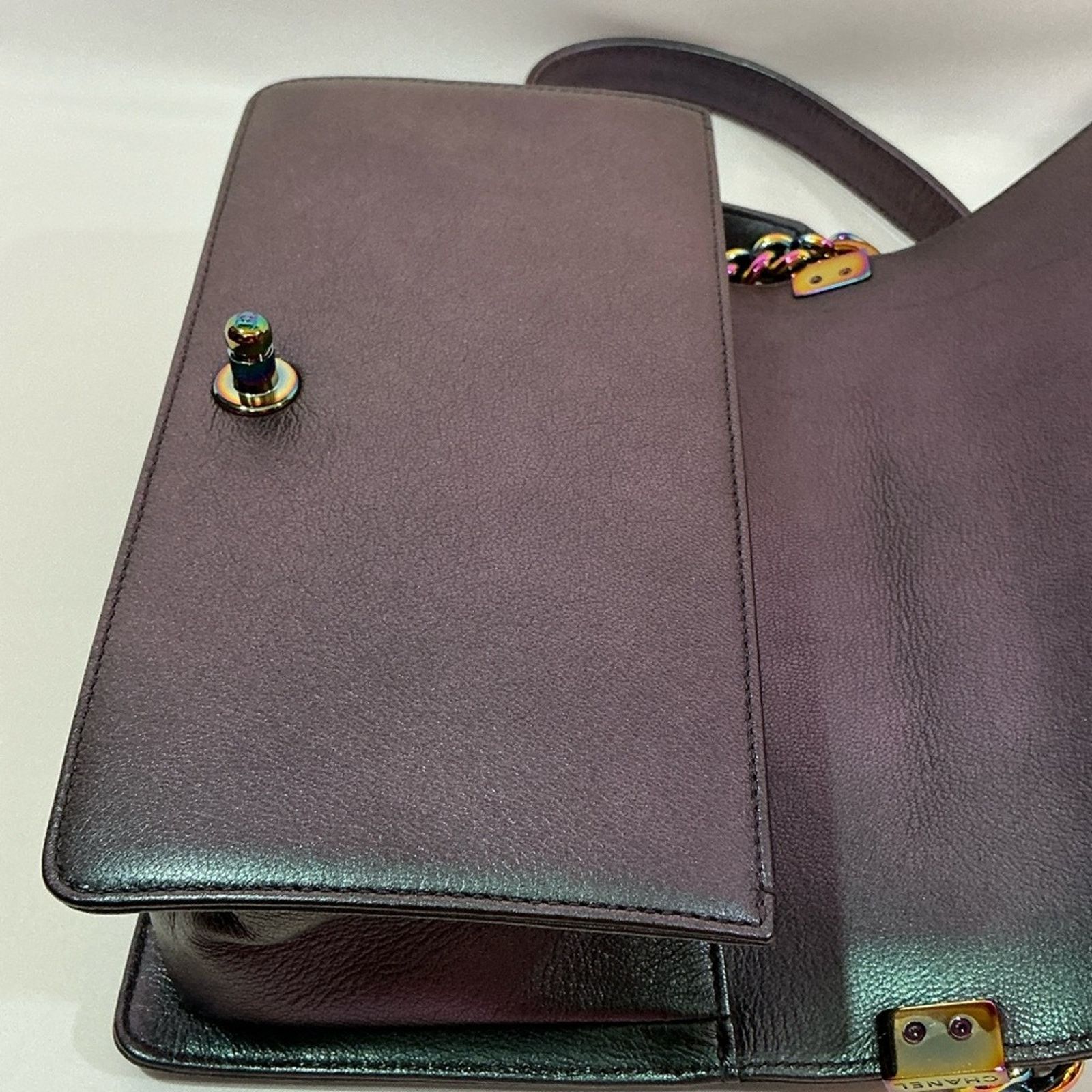 Chanel Chanel Purple Iridescent Mermaid Boy Flap Bag goatskin leath Size ONE SIZE - 7 Thumbnail
