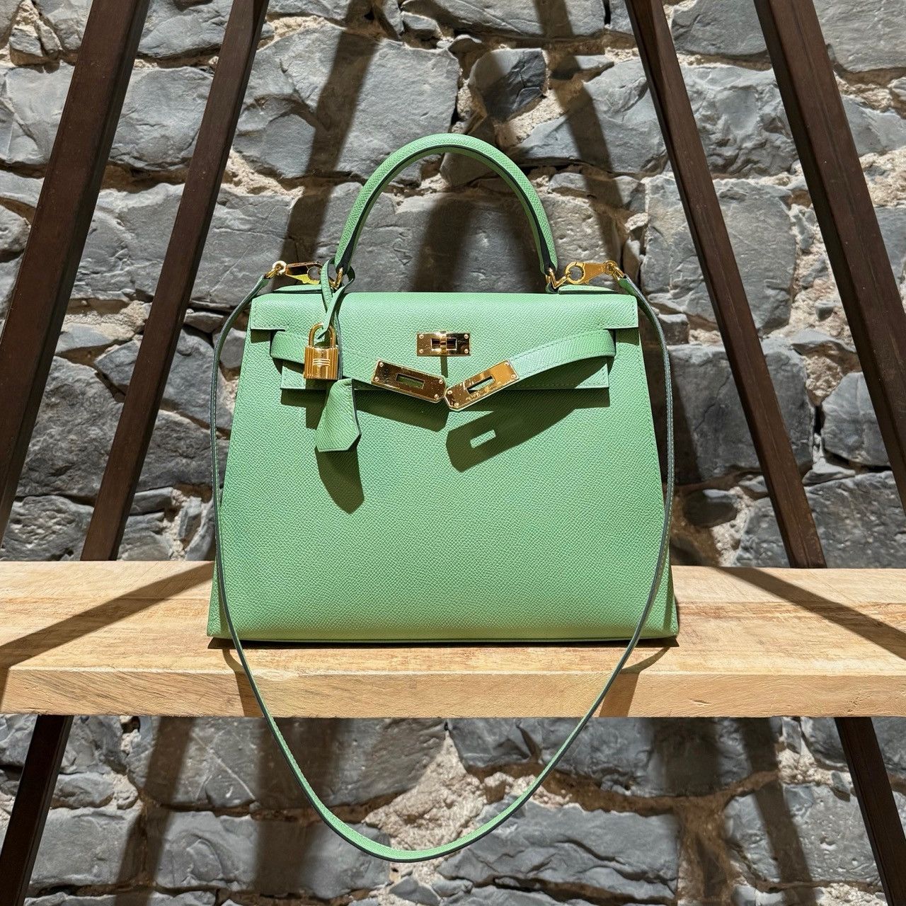 Hermes Hermès 2021 Criquet Green Epsom Kelly II Sellier 28 GHW Bag Size ONE SIZE - 2 Thumbnail