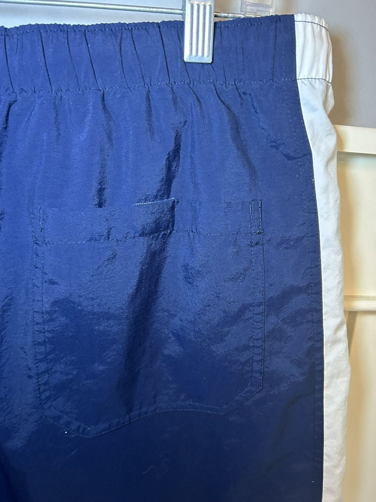 Nike Vintage Nike baggy active / swim shorts Size US 34 / EU 50 - 6 Thumbnail