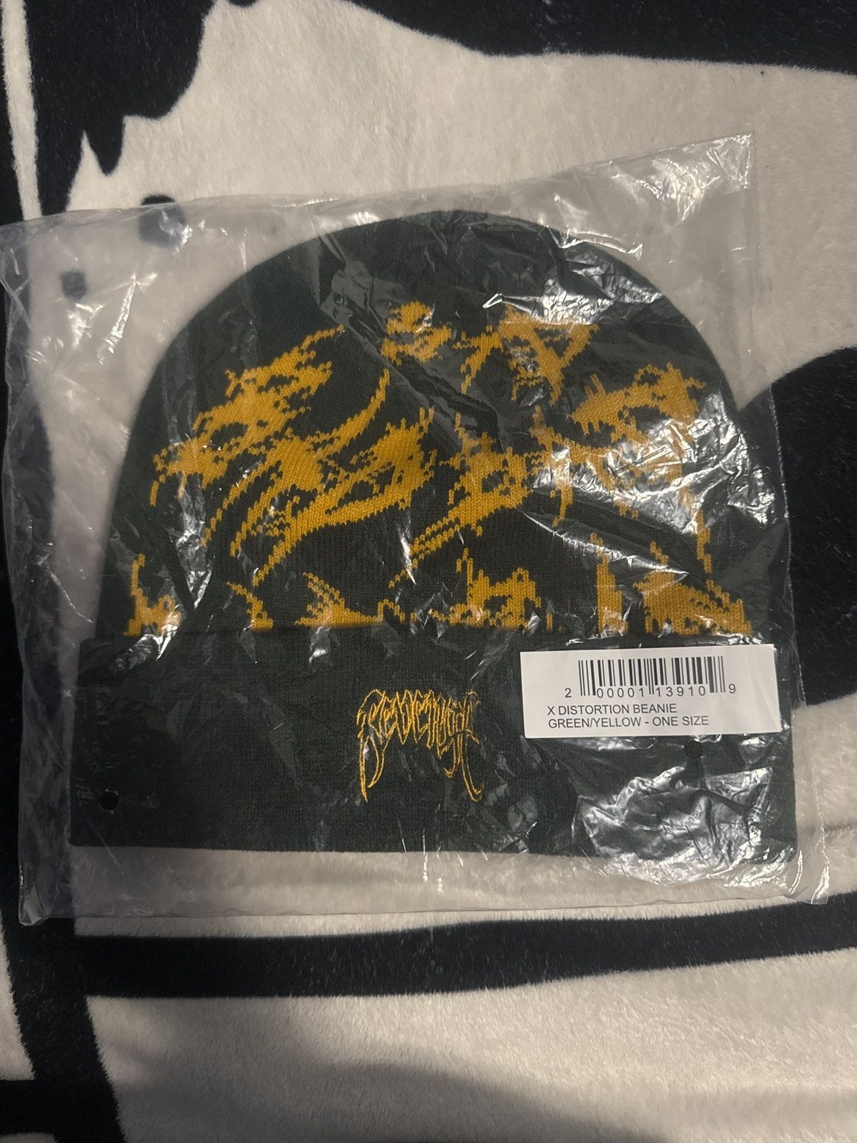 Revenge X Distortion Beanie Green/Yellow Size ONE SIZE - 4 Thumbnail