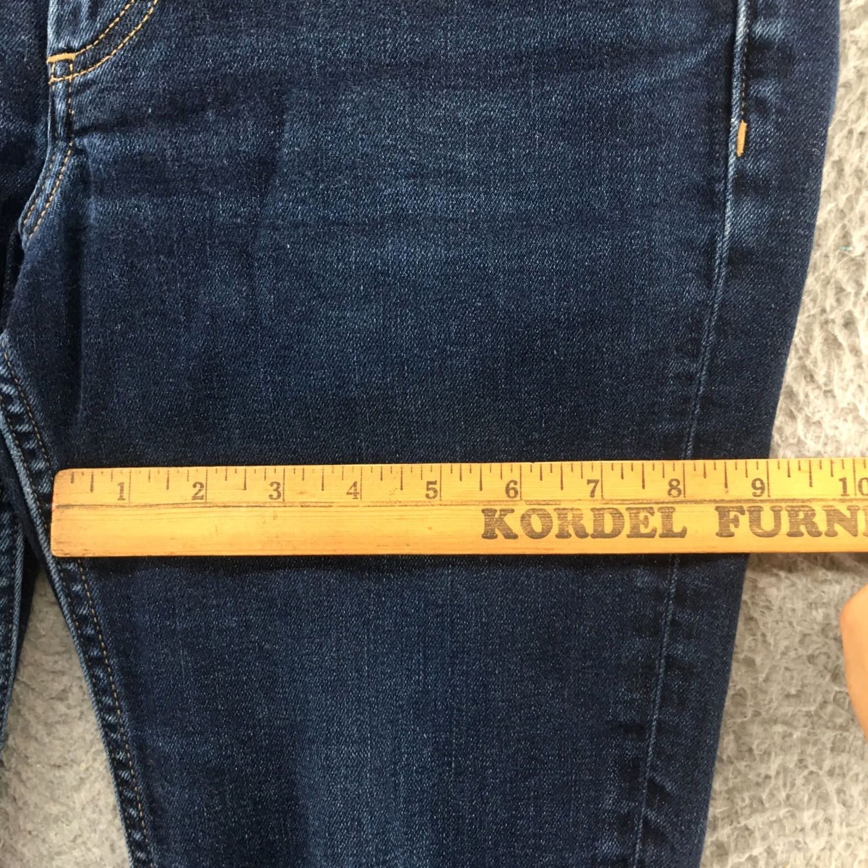 Banana Republic Banana Republic Skinny Jeans Womens 4 Blue Denim Classic Fit Zip Jeans 30x25 Pockets 5-Pocket Denim Cotton Spandex Regular Size Type XS–? Size 27" / US 4 / IT 40 - 6 Thumbnail