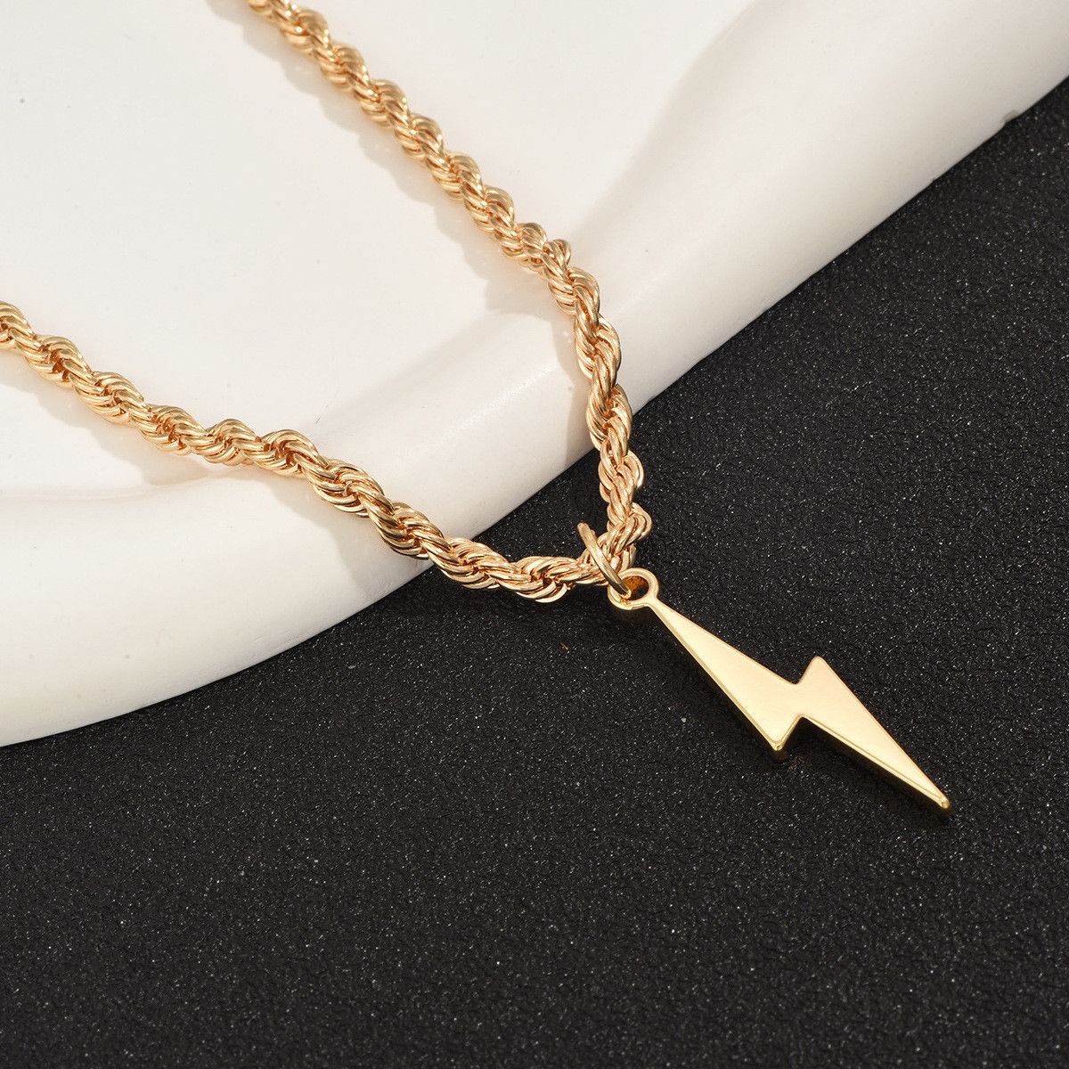 Other Lightning Matchless STEAL! Y2K Chains Necklace Chain Size ONE SIZE - 2 Thumbnail