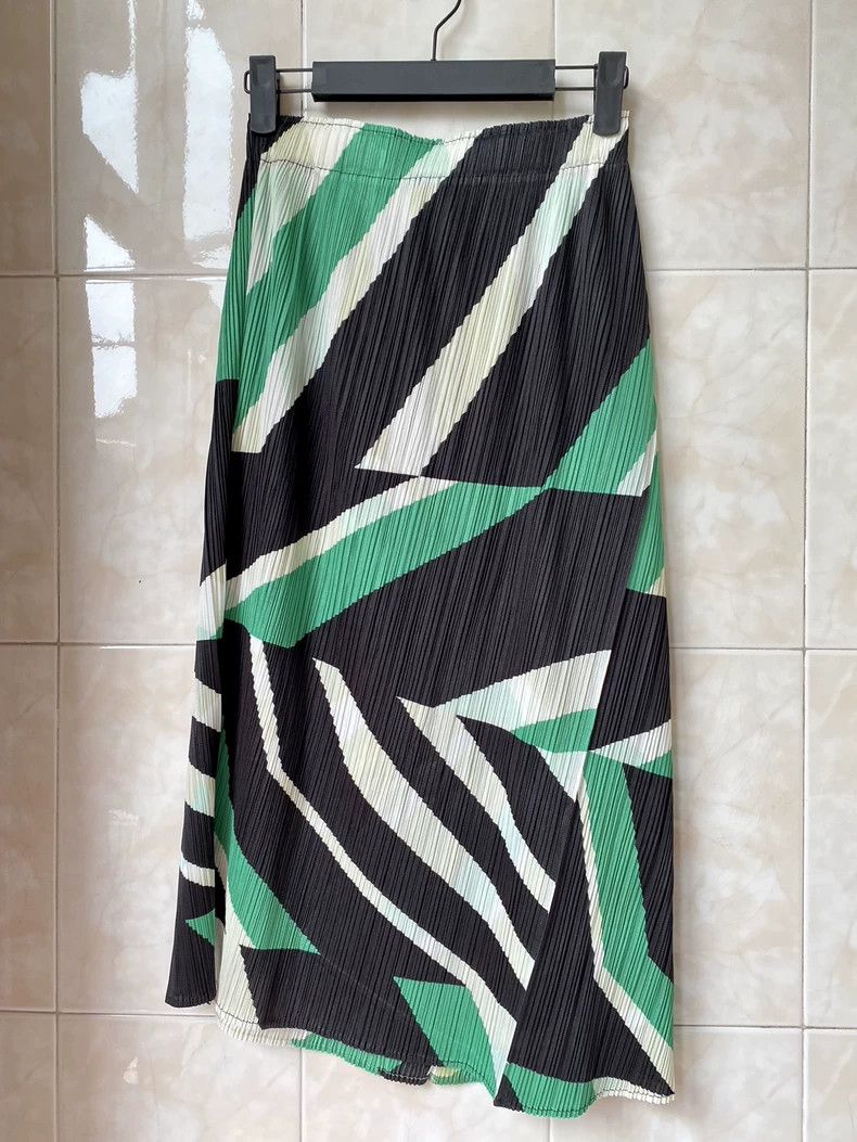 Issey Miyake Issey Miyake PP Pleated Skirt 754 - dmc Size US 28 / EU 44 - 1 Thumbnail