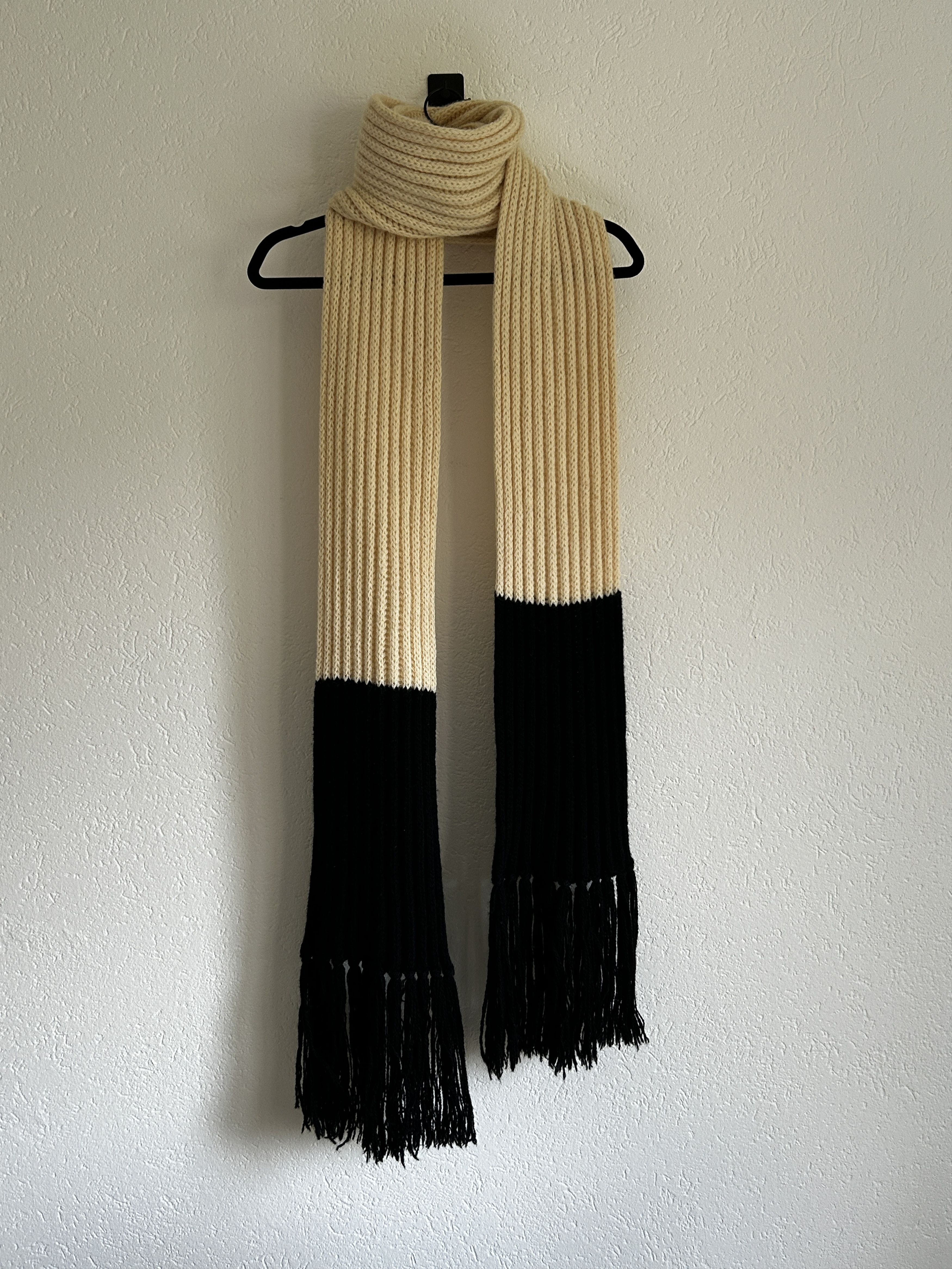 Dior Homme AW05 シルク　フリンジ　ストール　スカーフ Dior × Hedi Slimane Dior Homme AW05 Silk Fringe Scarf | Grailed