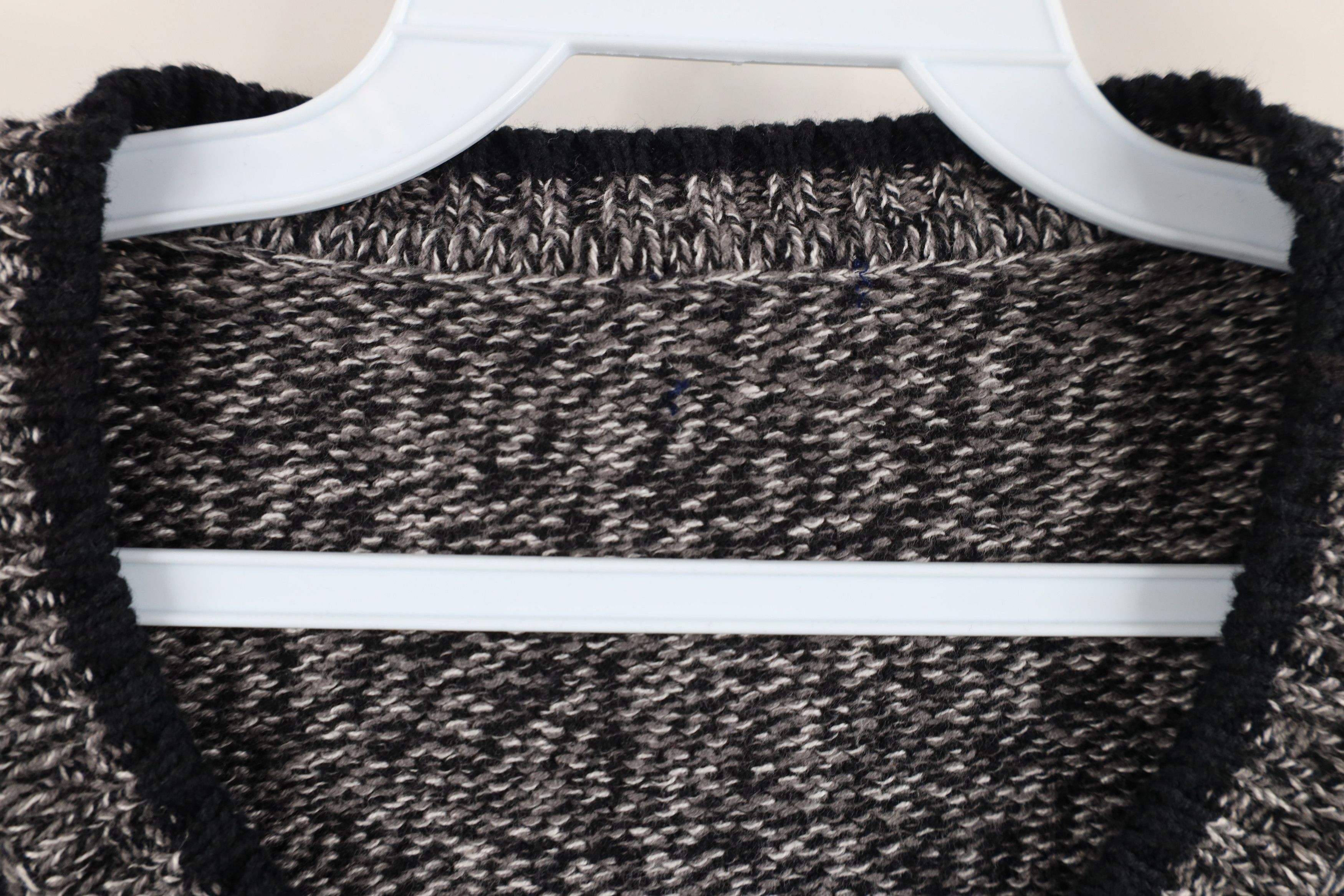 Vintage Vintage 90s Streetwear Heavyweight Crewneck Sweater Gray Size US XL / EU 56 / 4 - 4 Thumbnail