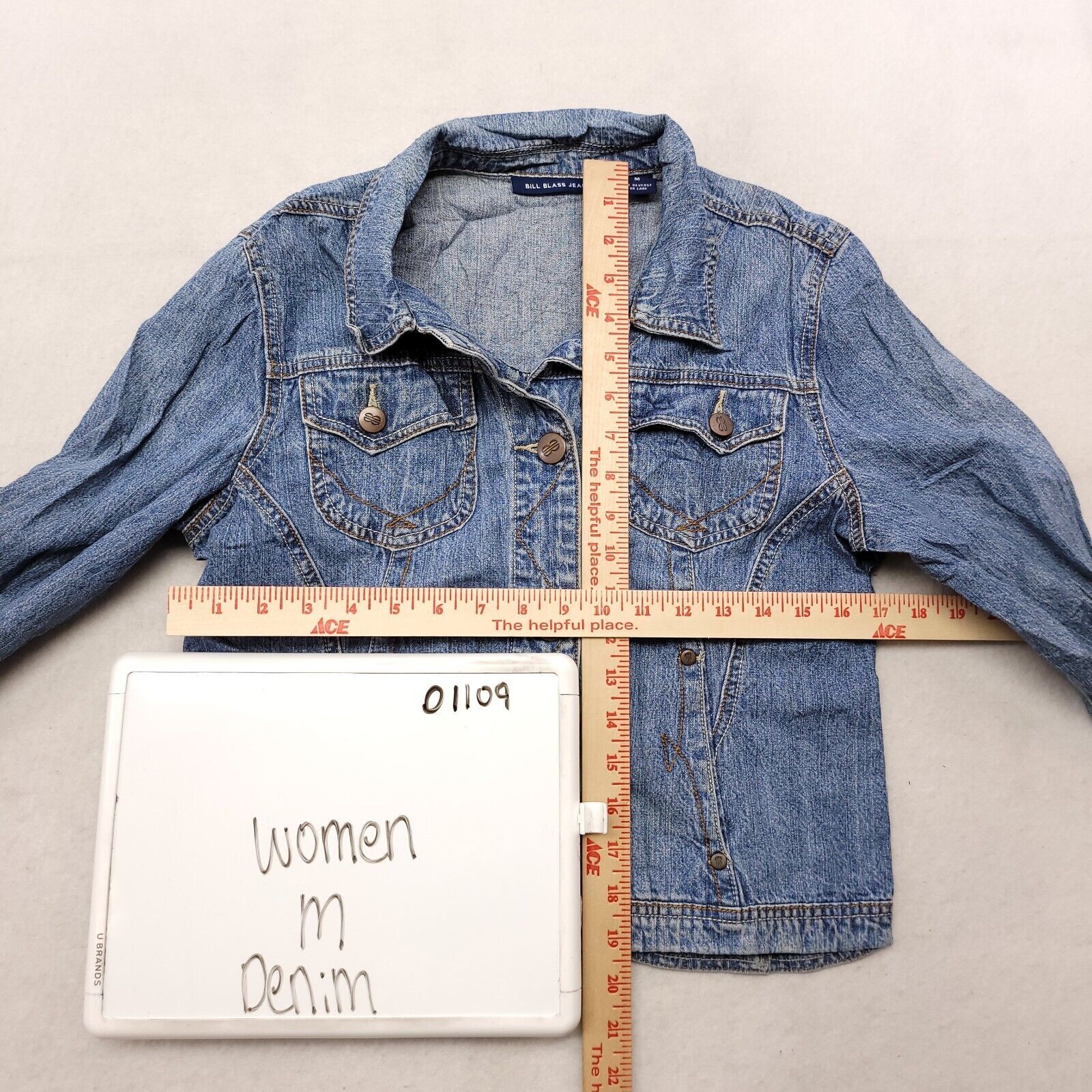 Bill Blass Bill Blass Casual Button Up Denim Jacket Womens Size M Blue Size M / US 6-8 / IT 42-44 - 6 Thumbnail