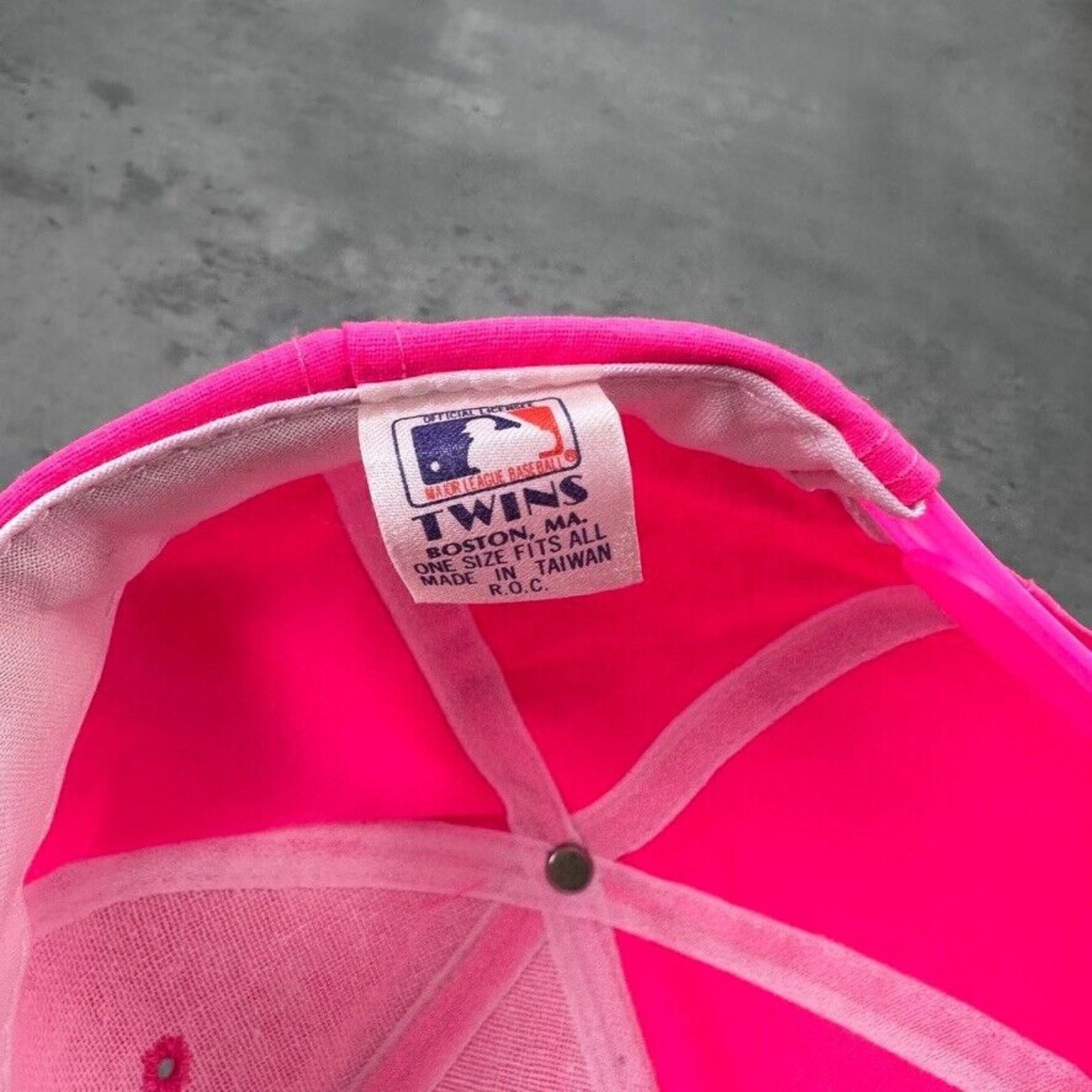MLB Vintage St. Louis Cardinals MLB Baseball Twins Hot Pink Hat Size ONE SIZE - 2 Thumbnail