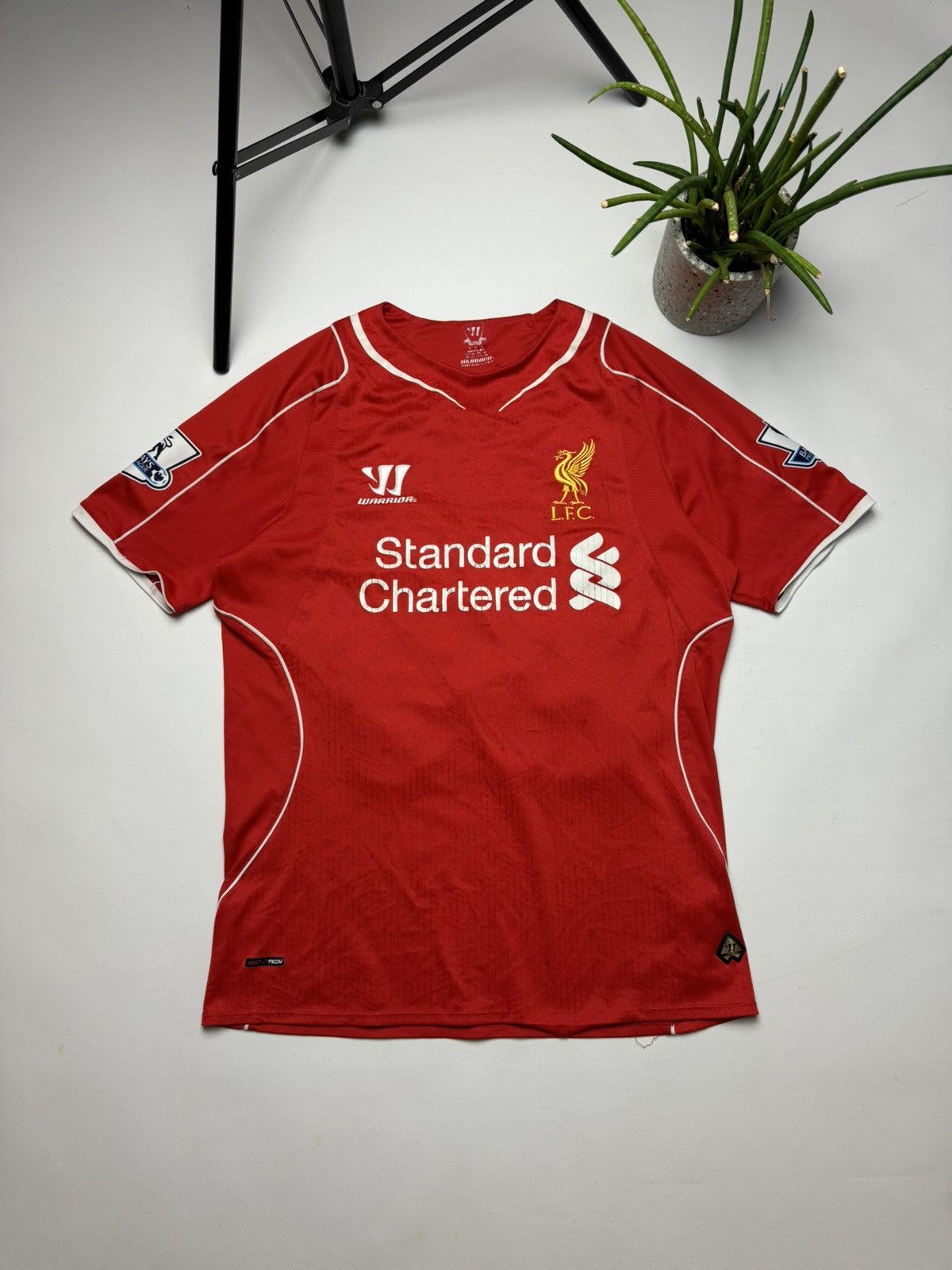 Warrior Rare Liverpool Warrior Lallana soccer jersey Size US S / EU 44-46 / 1 - 2 Thumbnail