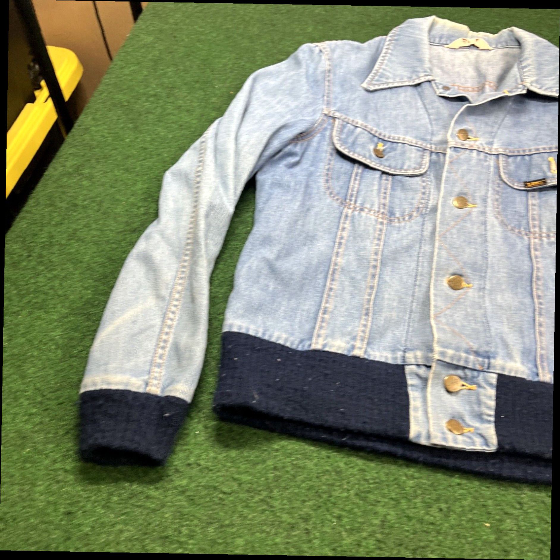 Lee Vintage Lee Riders Denim Blue Trucker Jacket USA Made Size Small/ Medium Size US S / EU 44-46 / 1 - 2 Thumbnail