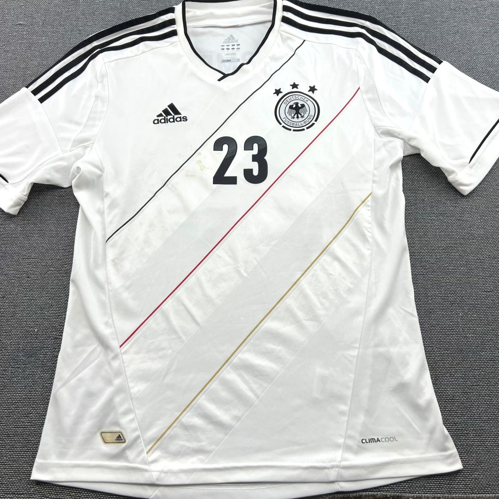 Adidas Germany 2012 2013 Mario Gomez Home Adidas Shirt Football Mens Medium White Jersey Shirt Size US M / EU 48-50 / 2 - 3 Thumbnail
