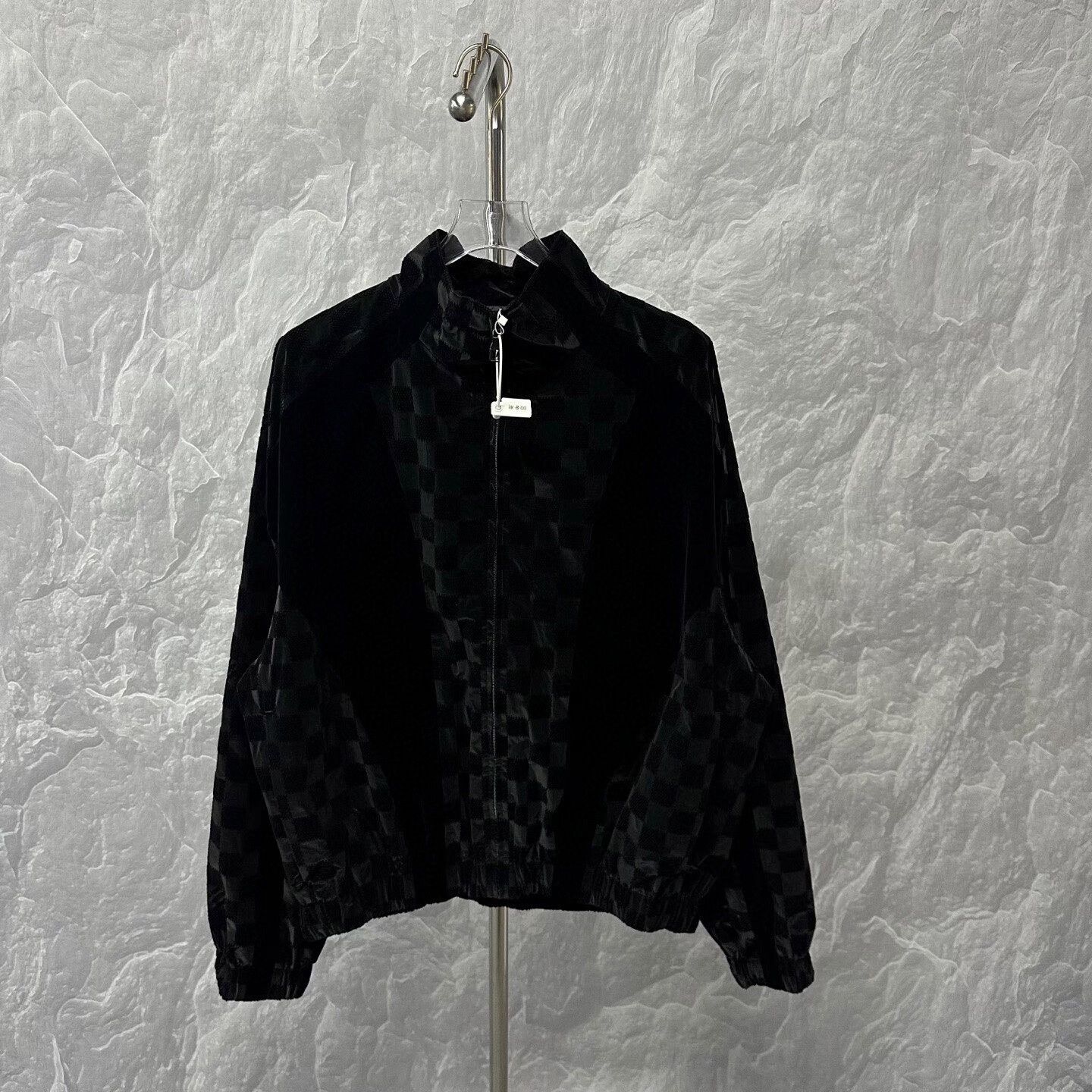 Louis Vuitton louis vuitton ss25 chess pattern jacket Size US L / EU 52-54 / 3 - 1 Thumbnail
