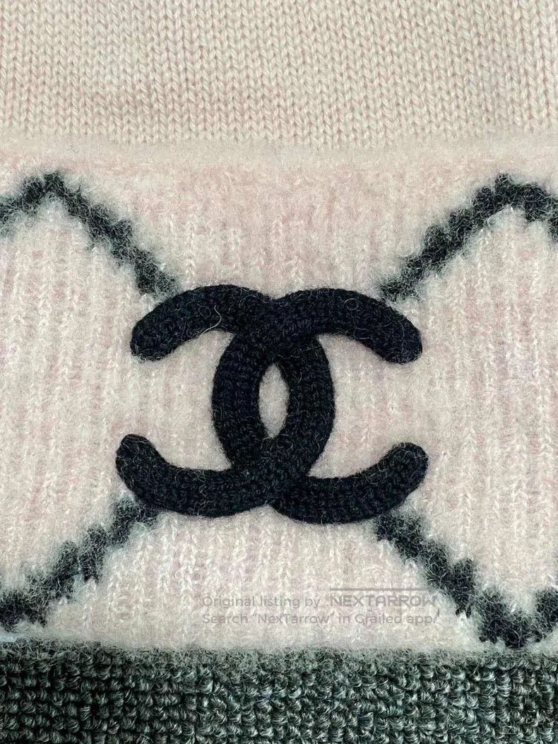 Chanel Pink Cashmere Knit Hat by Chanel. Size ONE SIZE - 2 Thumbnail